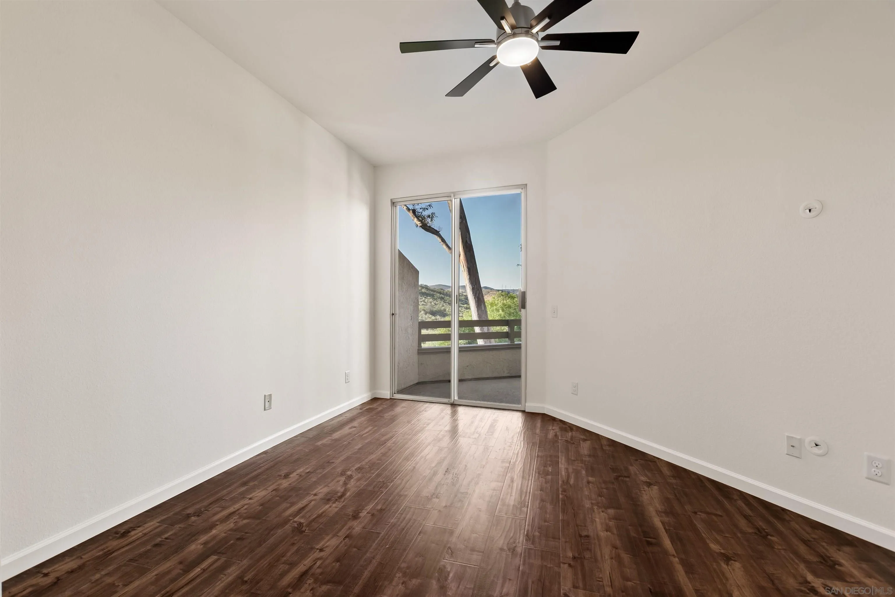https://cdn.realtyfeed.com/cdn/127/260008384/ed65774204ec935baad5f14647aee57c.webp