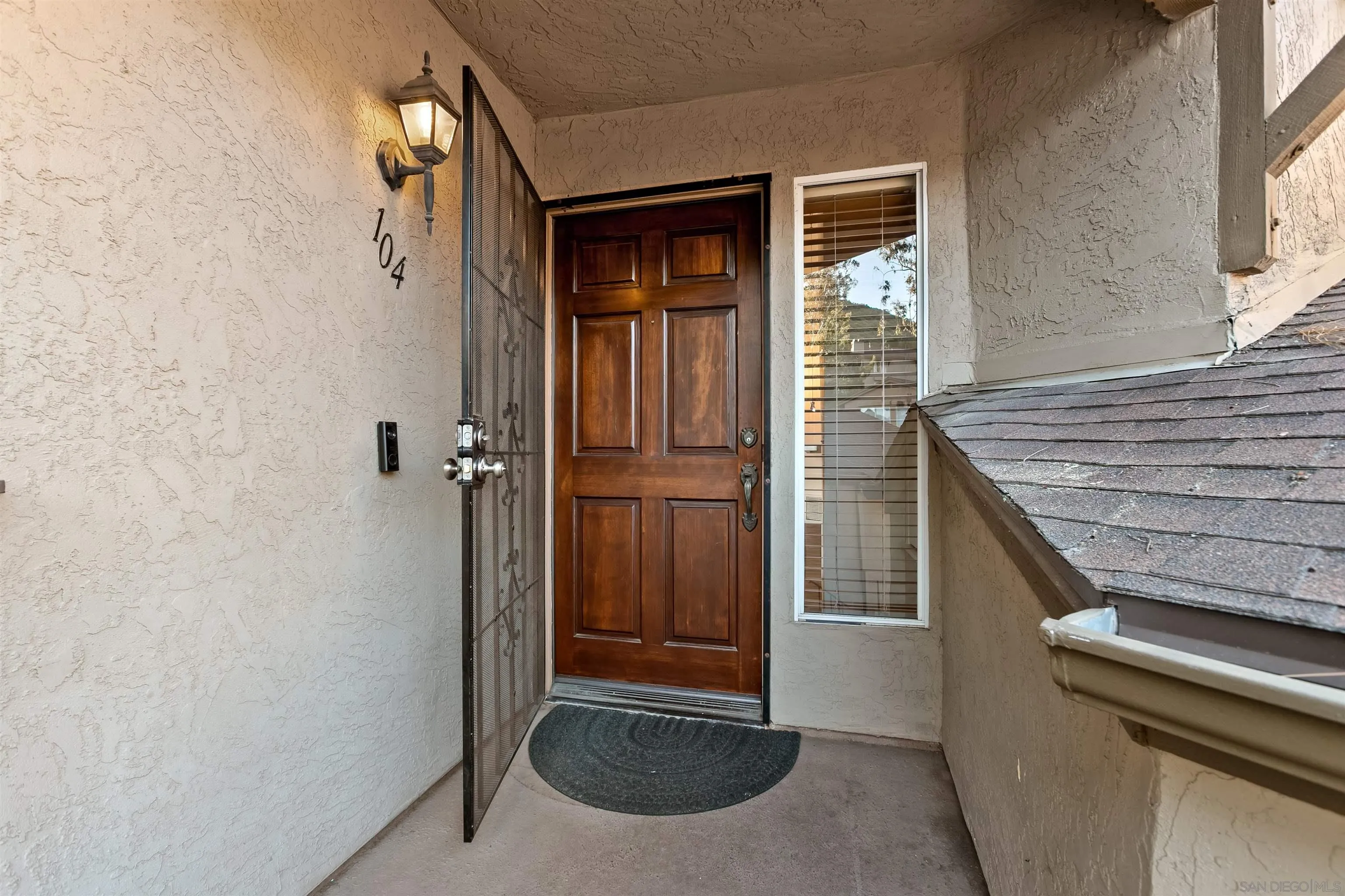 https://cdn.realtyfeed.com/cdn/127/260008384/fe6db9950e493b96433543e6f0ace5f5.webp
