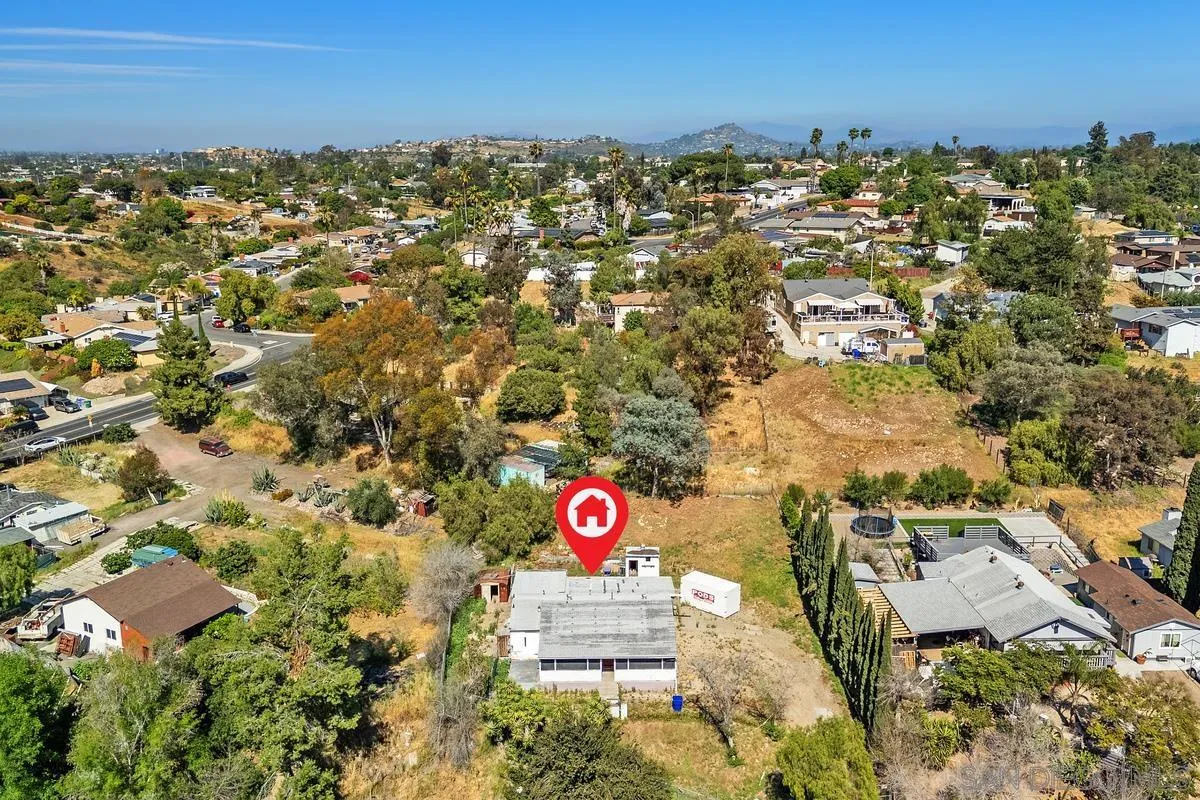 https://cdn.realtyfeed.com/cdn/127/260008387/f79cb3ec38a3ff425620b242f5c51ee3.webp