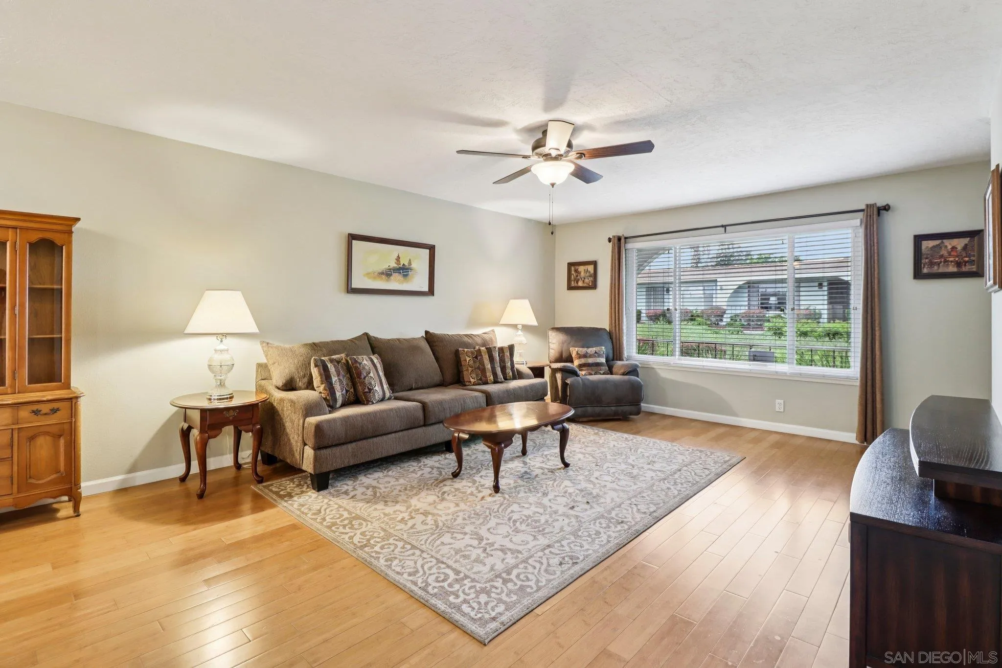 Photo #4: 260008388 Listing: Photo #4