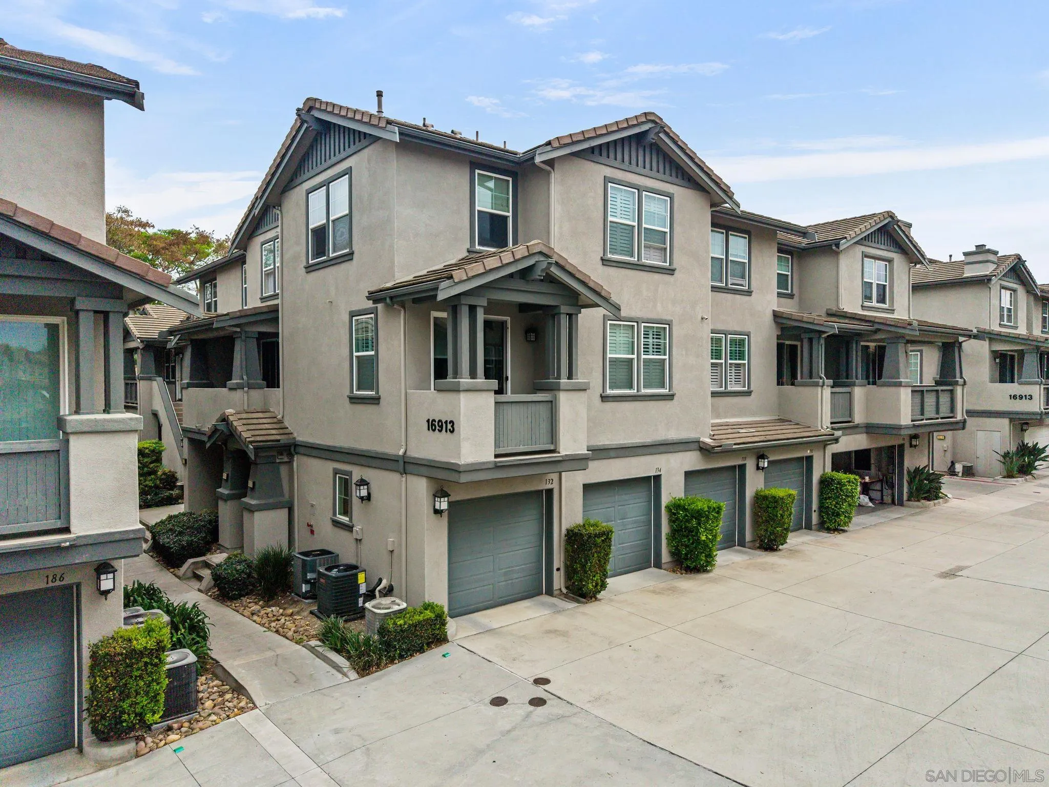 Photo #28: 260008395 Listing: Photo #28
