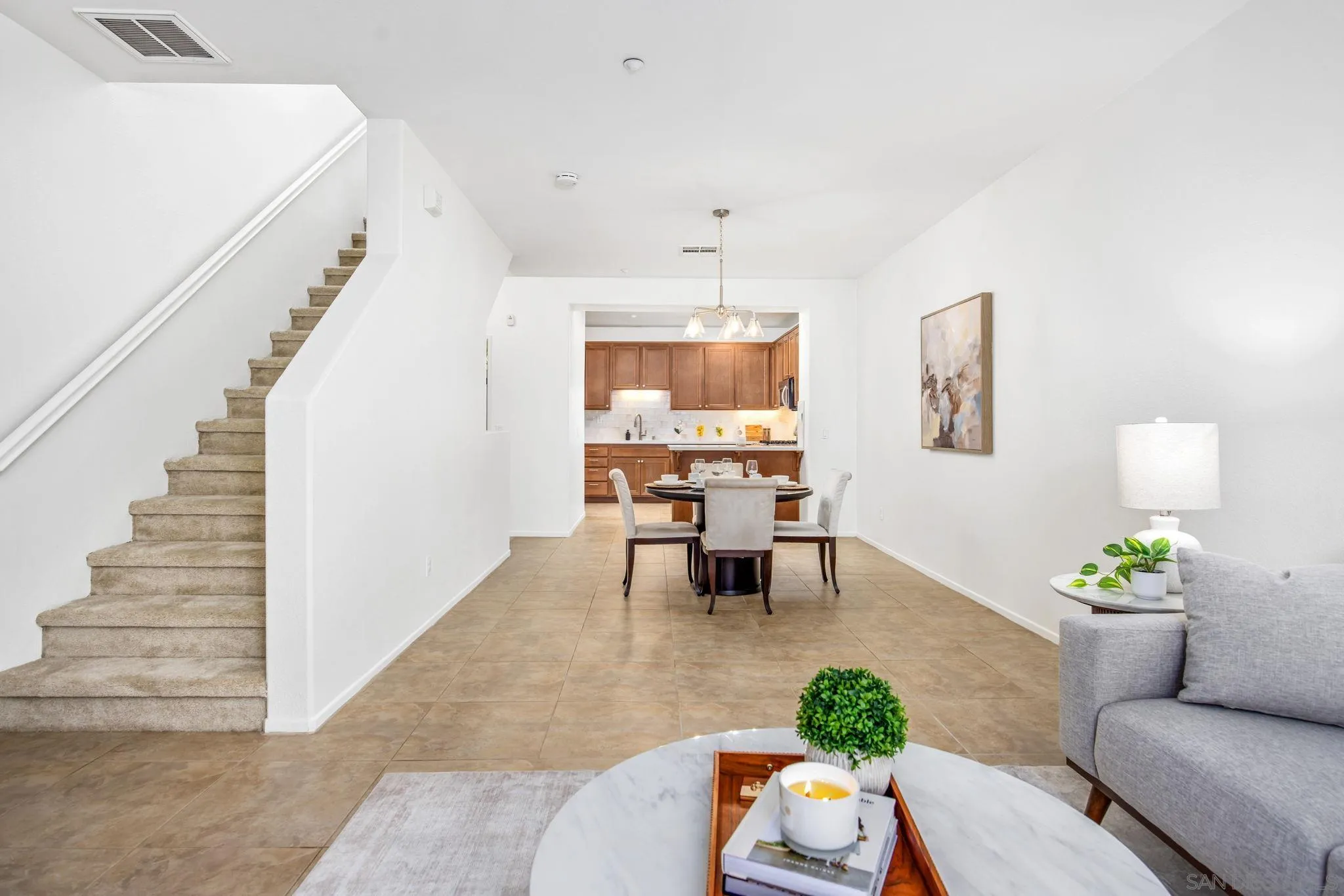 Photo #8: 260008395 Listing: Photo #8