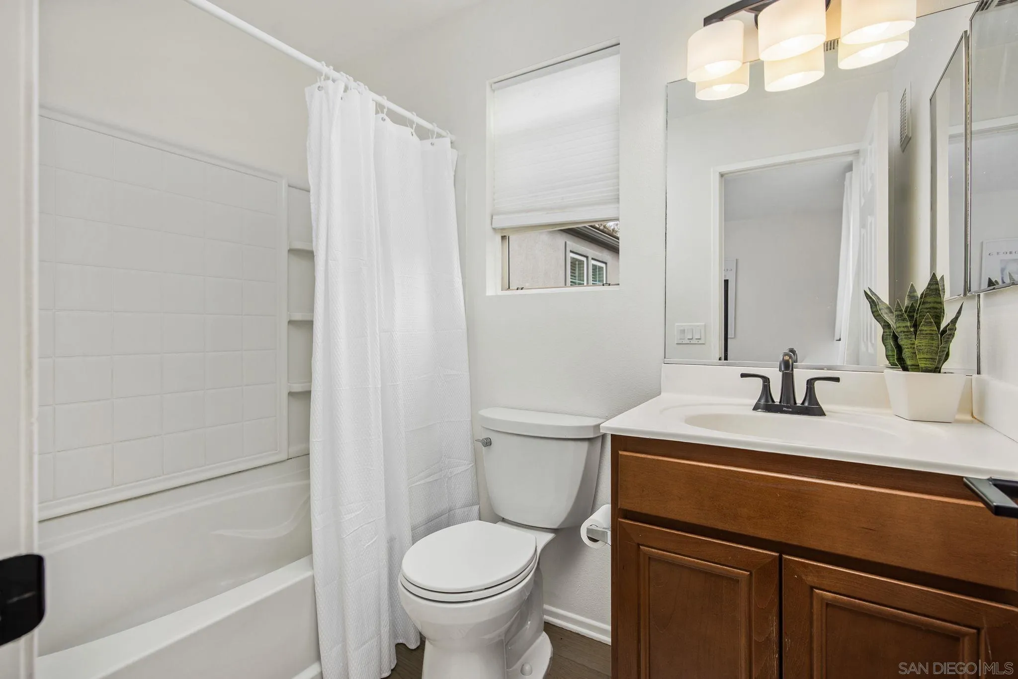 Photo #18: 260008395 Listing: Photo #18