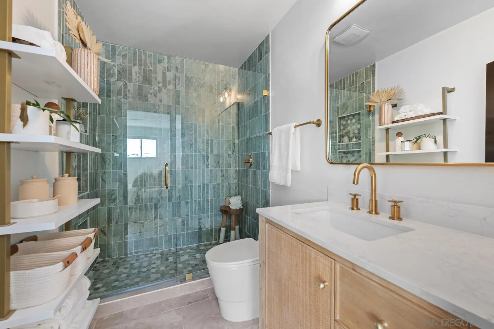 https://cdn.realtyfeed.com/cdn/127/260008396/ab7956783056b811d555bf5d56e7c5c2.webp