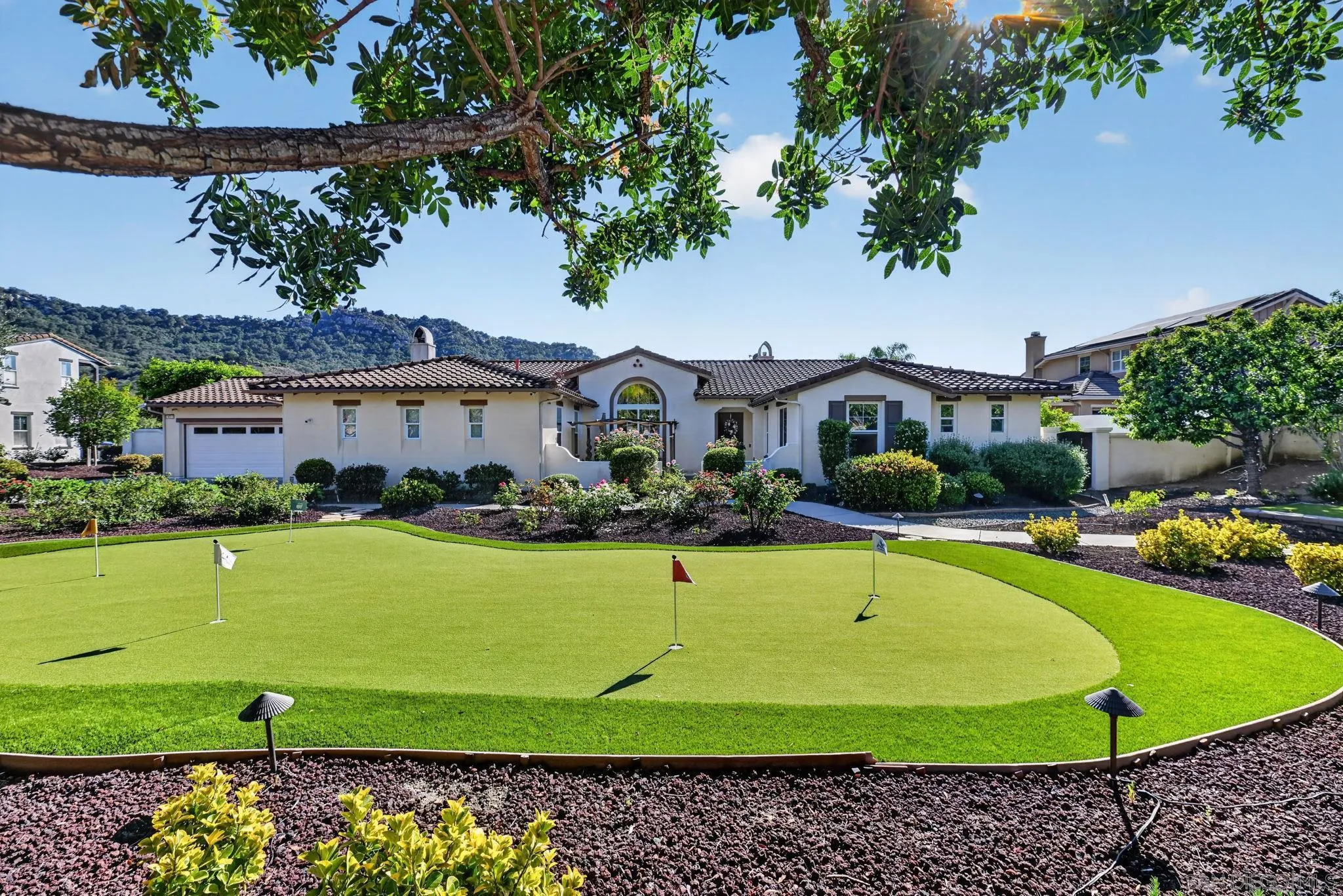 Valley Center, CA 92082
