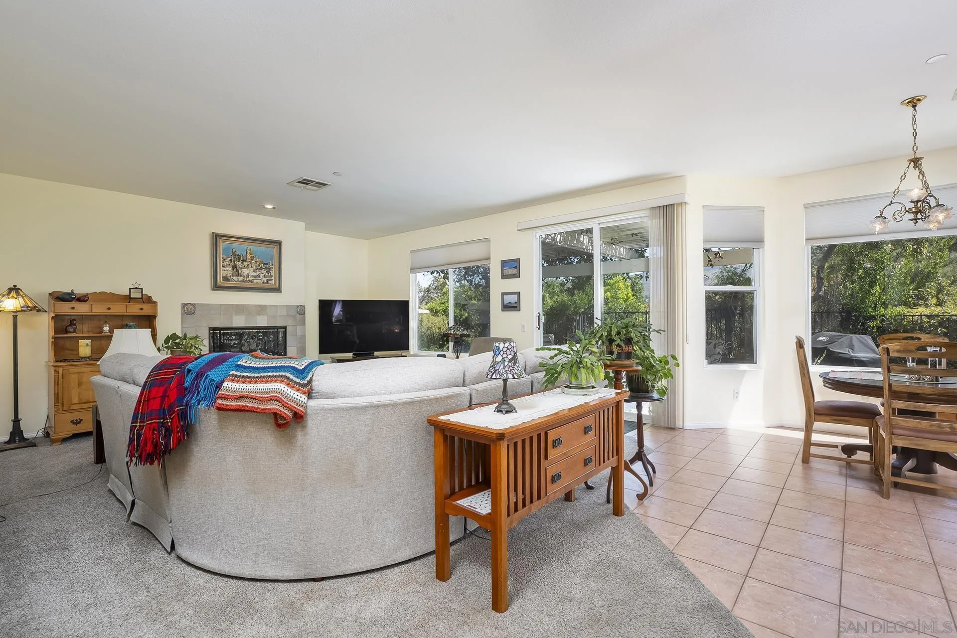 https://cdn.realtyfeed.com/cdn/127/260008400/0c917d60904079fa3190c228e9c2aa53.webp