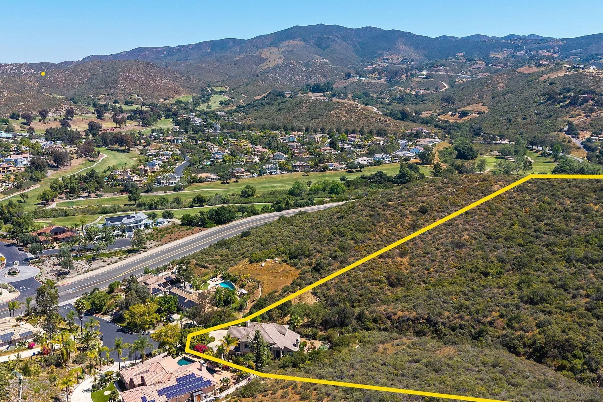 https://cdn.realtyfeed.com/cdn/127/260008400/0cd80dcc23d82873cf2d7c89589cf214.webp