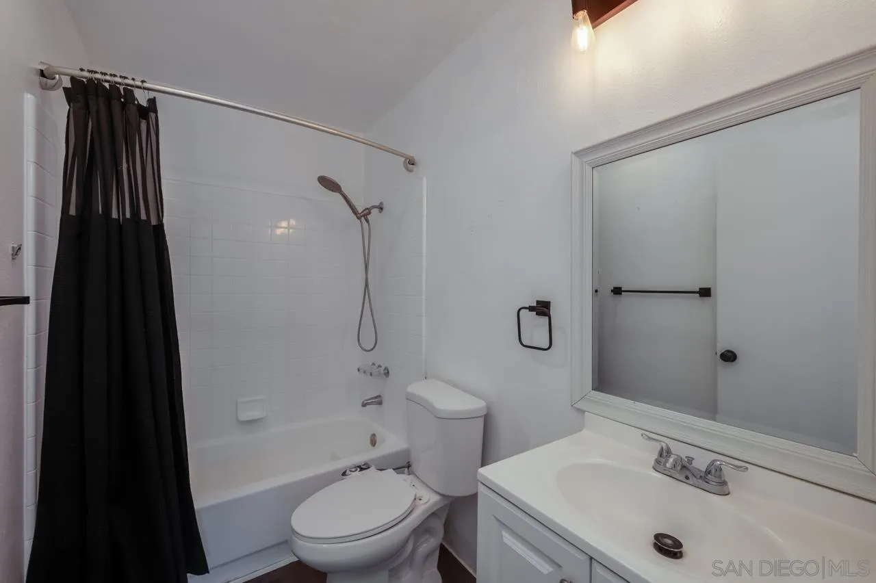 Photo #27: 260008401 Listing: Photo #27