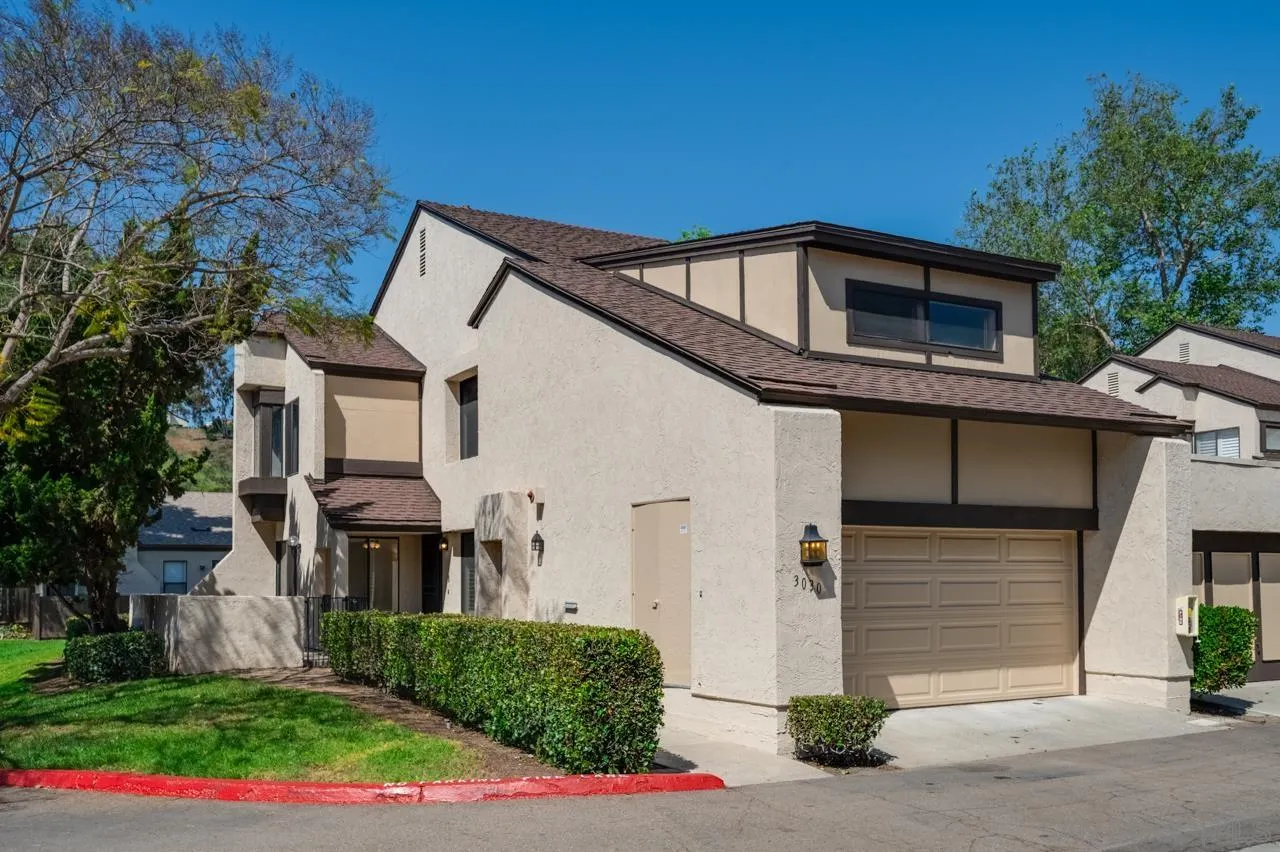 Photo #1: 260008401 Listing: Photo #1