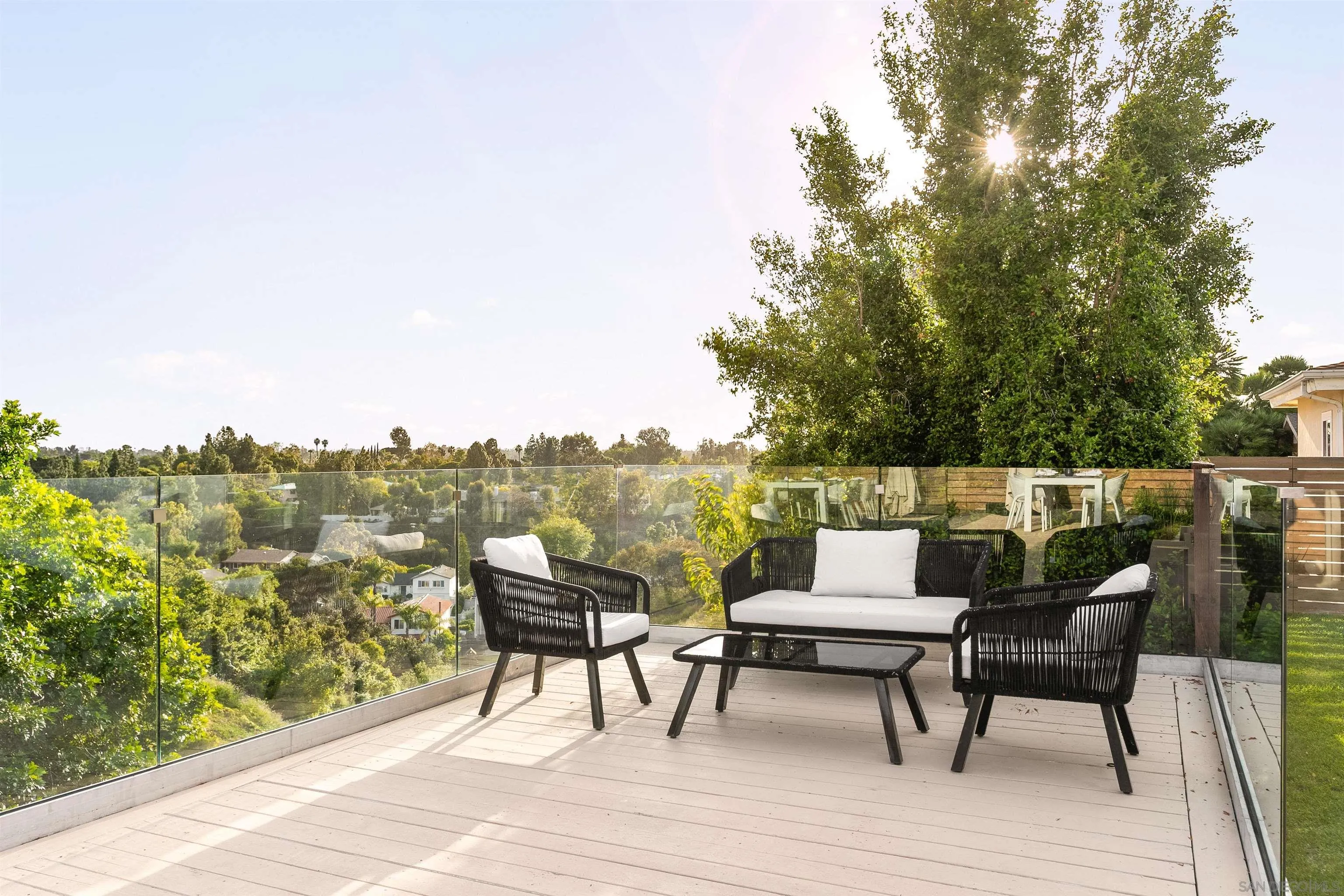 https://cdn.realtyfeed.com/cdn/127/260008405/d71c98aa1aa61e3bad380326259e365f.webp