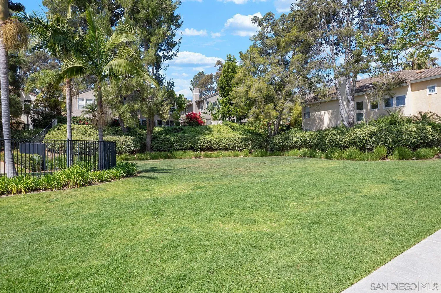 Photo #26: 260008407 Listing: Photo #26