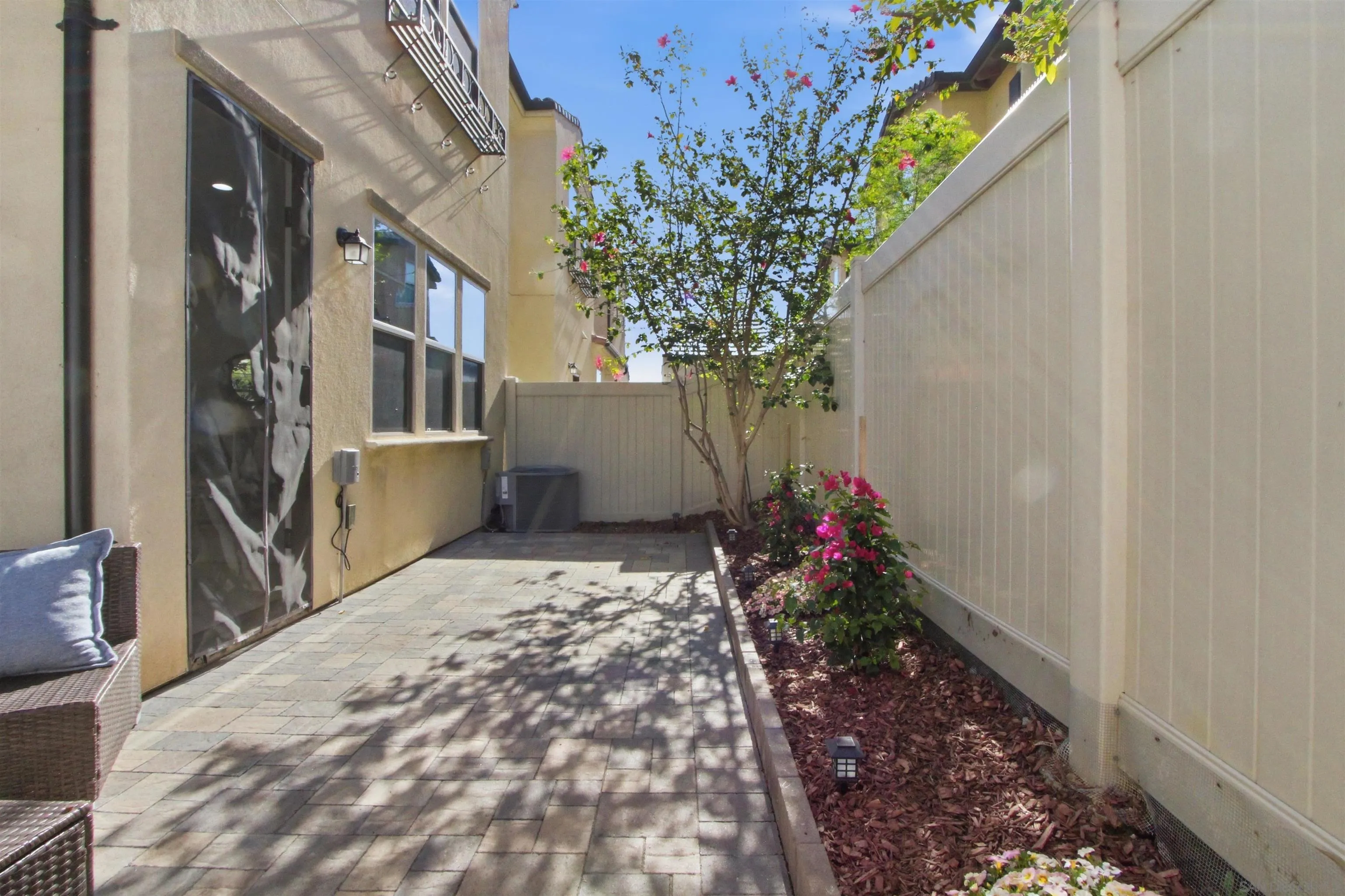 Photo #28: 260008408 Listing: Photo #28