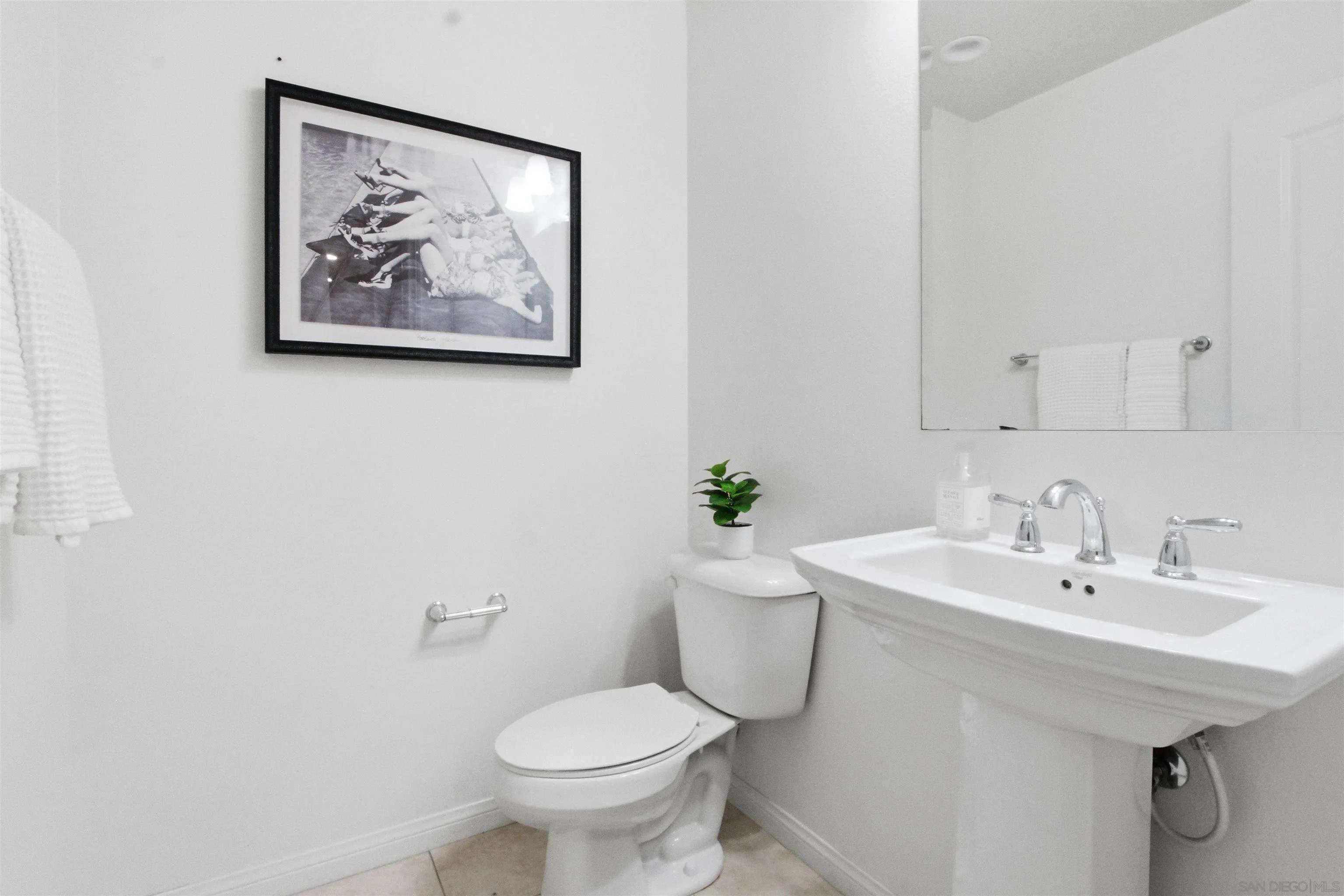 Photo #31: 260008408 Listing: Photo #31