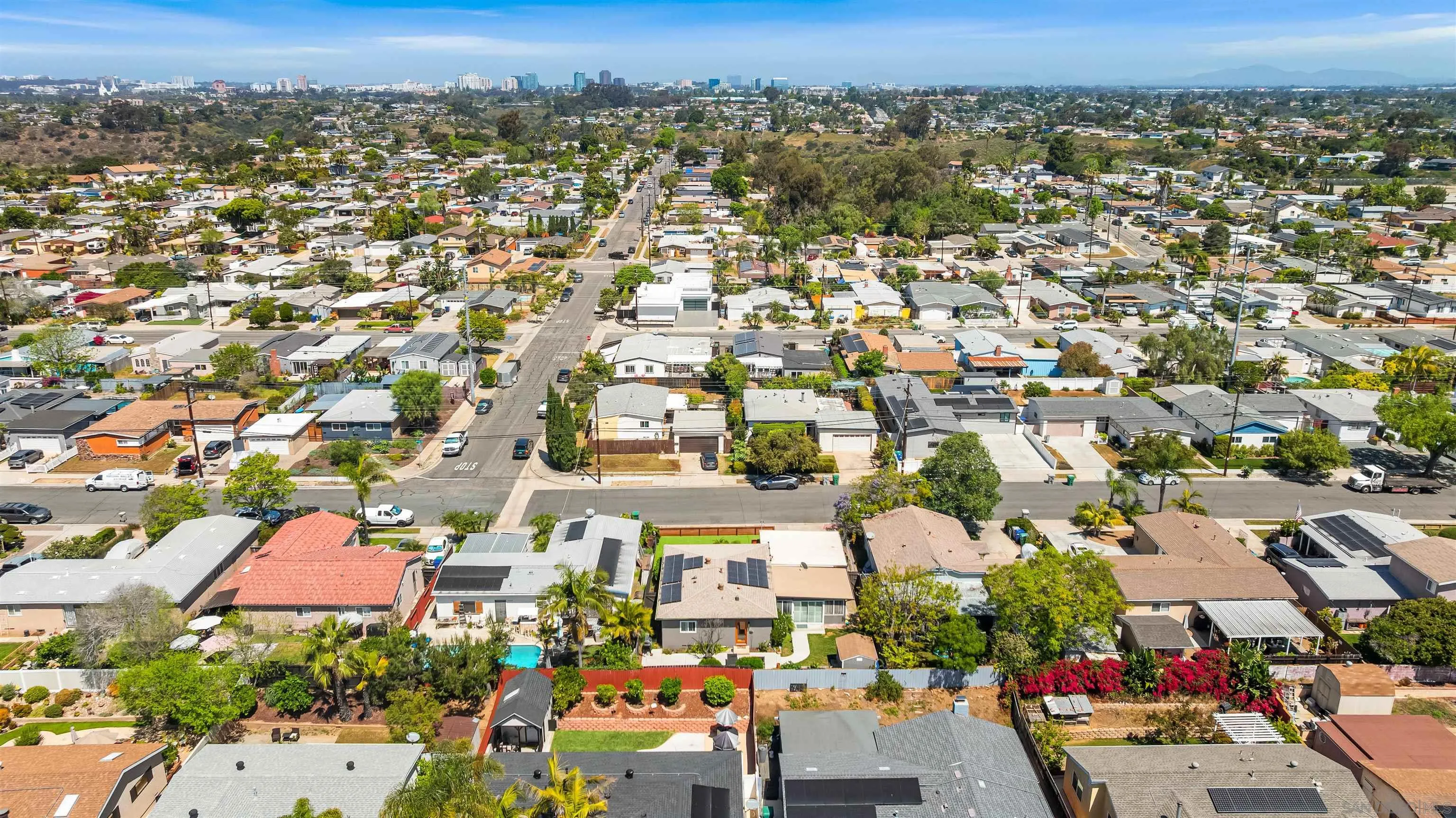https://cdn.realtyfeed.com/cdn/127/260008410/003f67a71ac5cb7649671907002084e6.webp