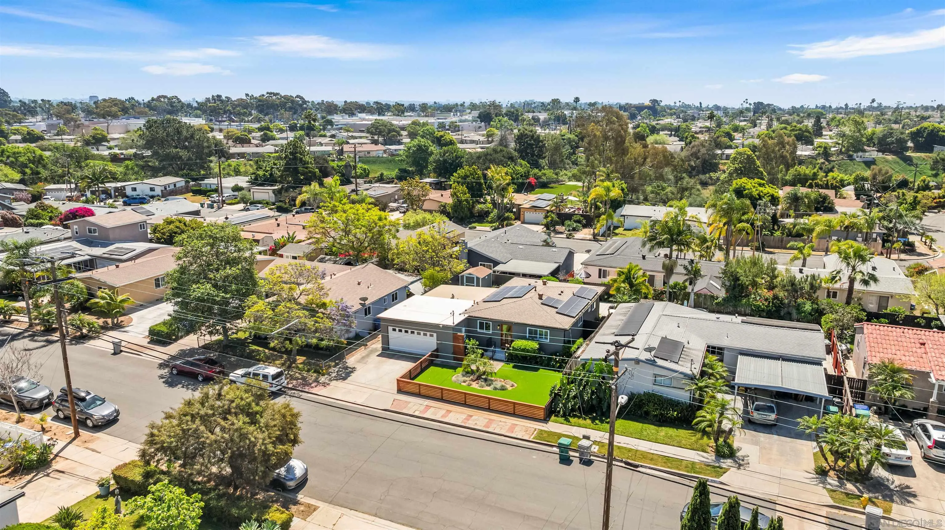 https://cdn.realtyfeed.com/cdn/127/260008410/2cc9ae0f245ec1f9cc5711588e9cd56f.webp