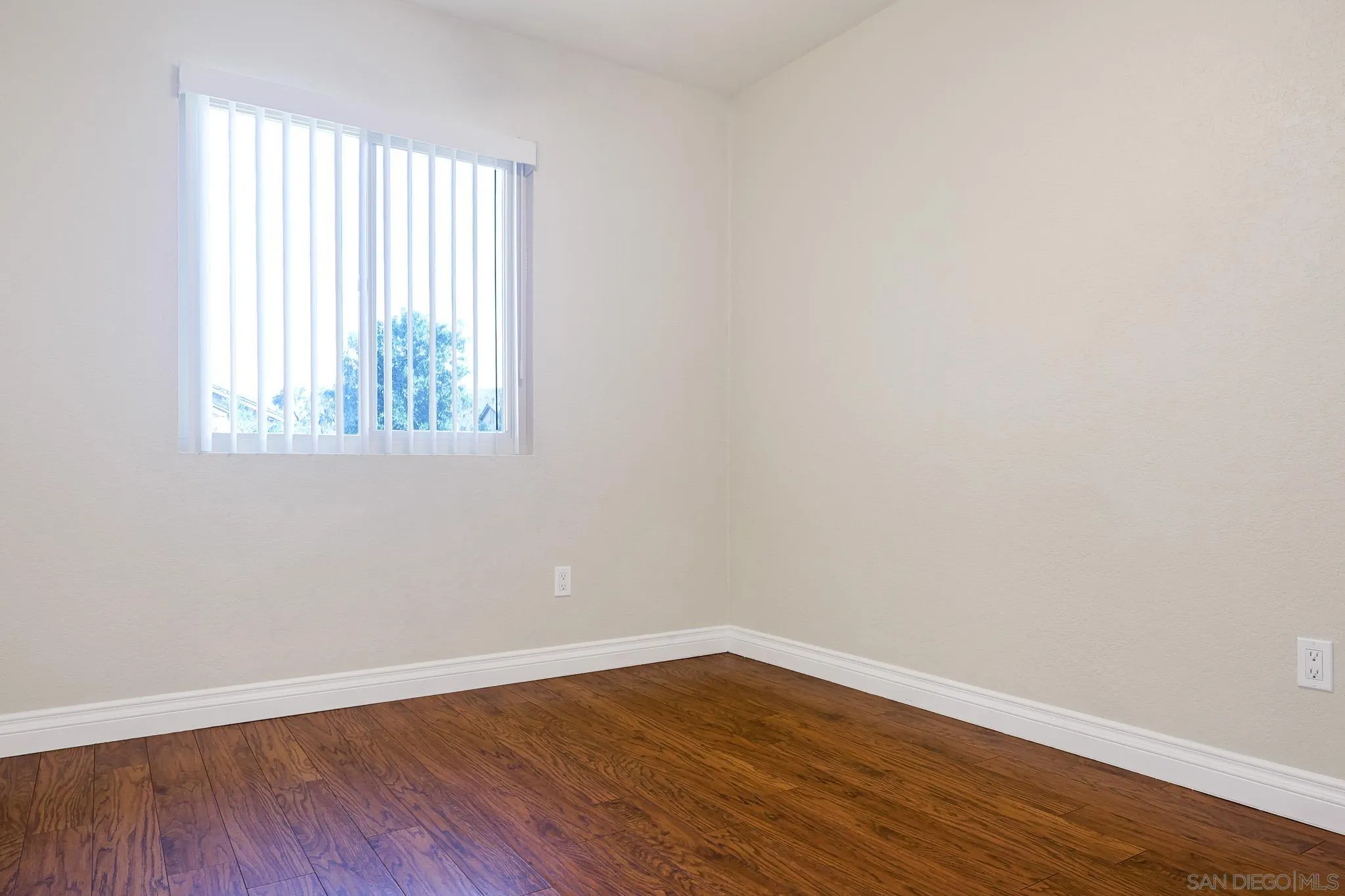 Photo #24: 260008416 Listing: Photo #24