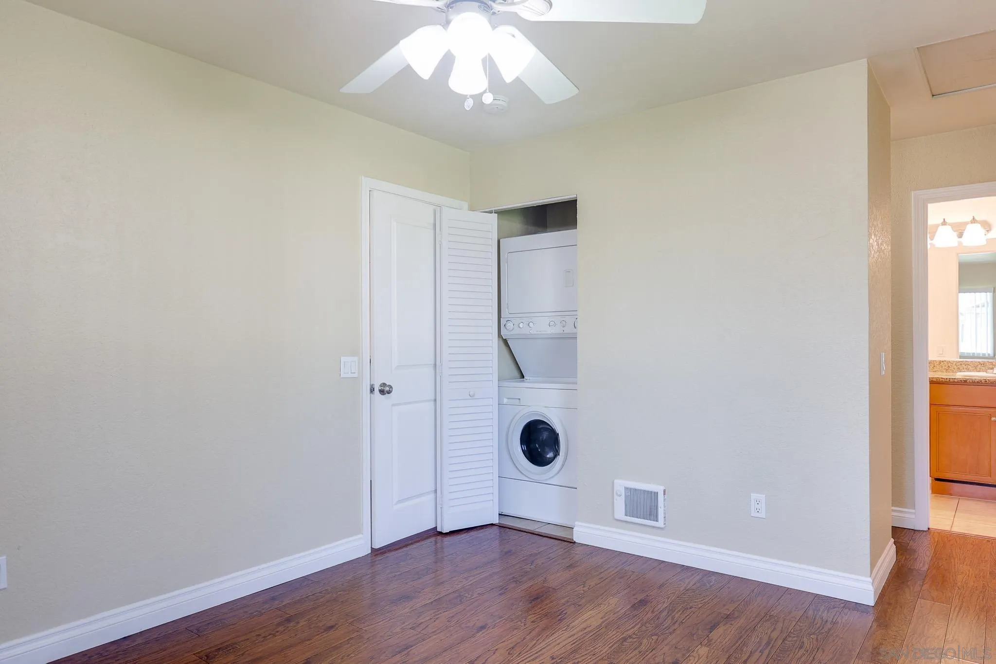 Photo #20: 260008416 Listing: Photo #20