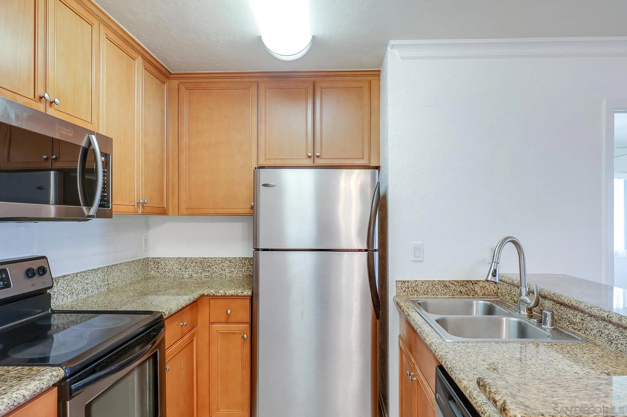 Photo #14: 260008416 Listing: Photo #14