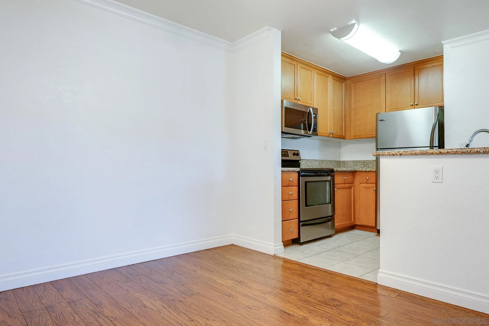 Photo #12: 260008416 Listing: Photo #12