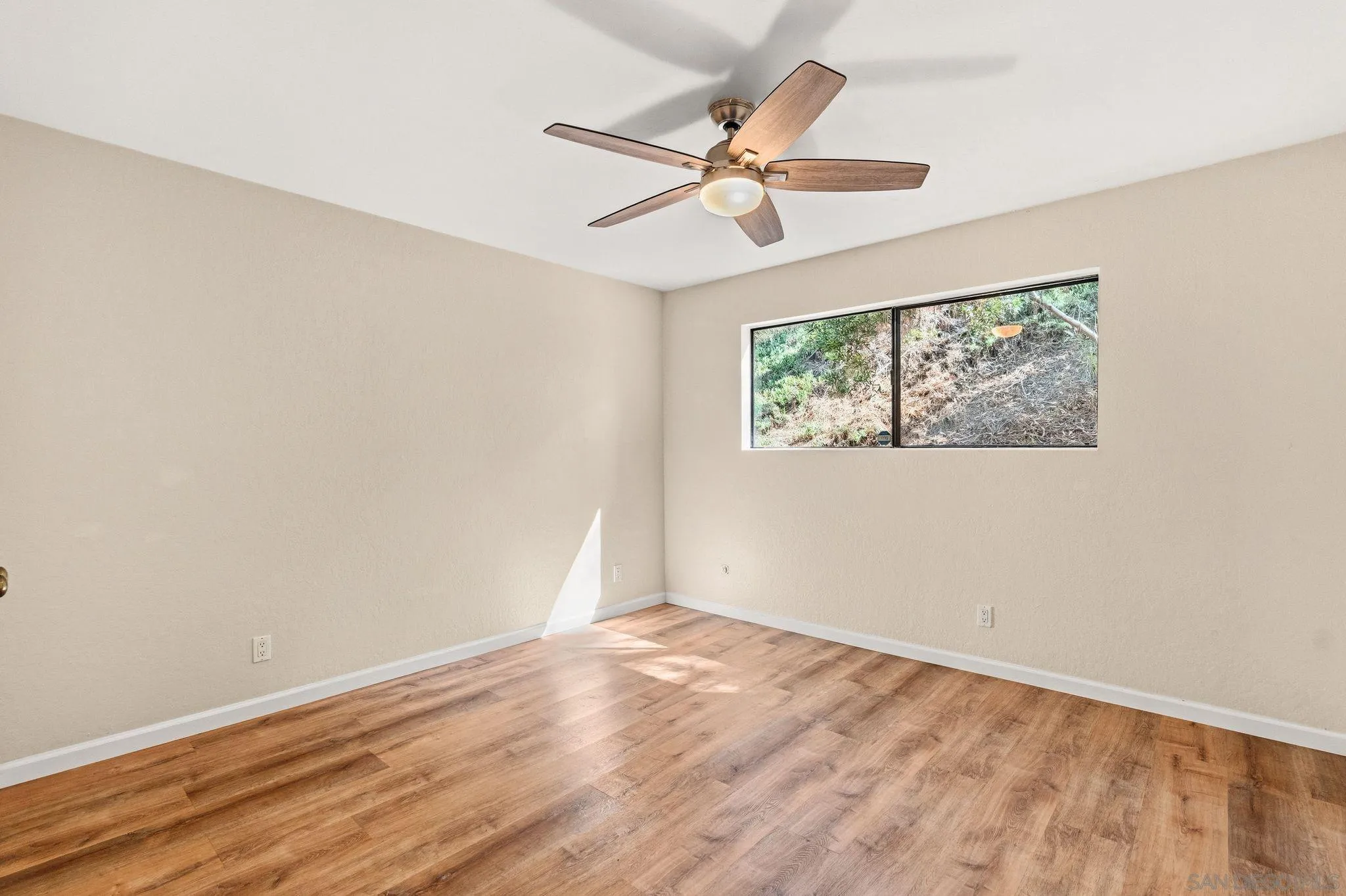 Photo #16: 260008419 Listing: Photo #16