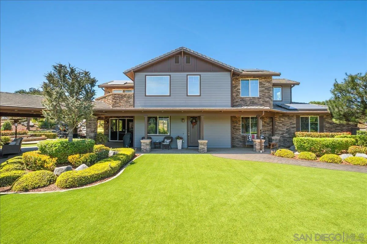 https://cdn.realtyfeed.com/cdn/127/260008427/74281cd1c520e21702c9301e9d6ae334.webp