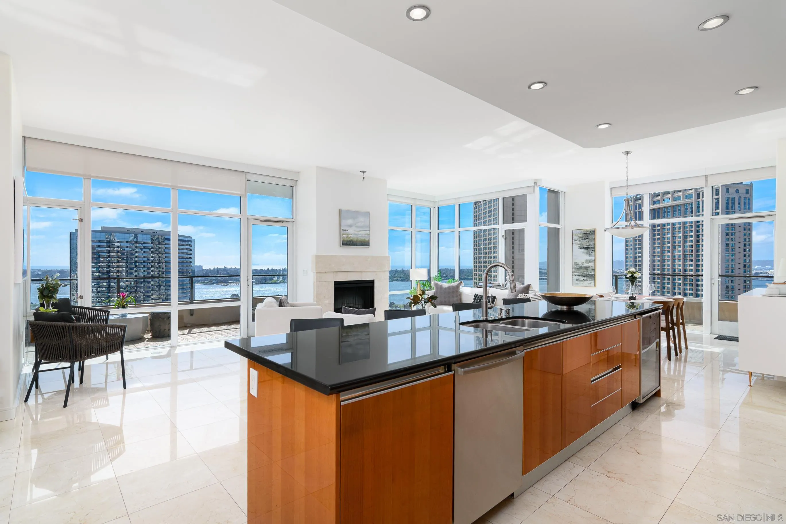 Photo #2: 260008428 Listing: Photo #2