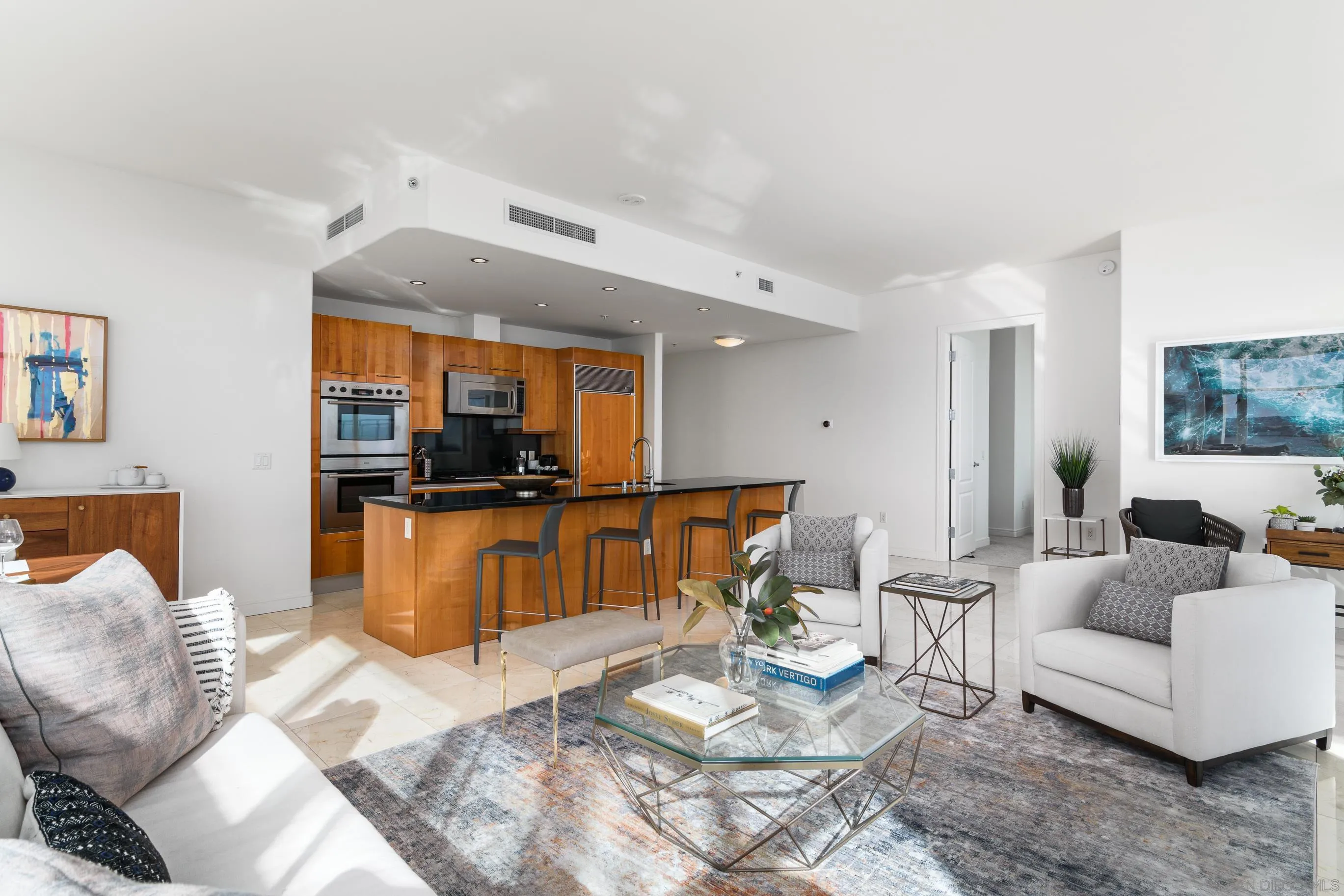 Photo #7: 260008428 Listing: Photo #7