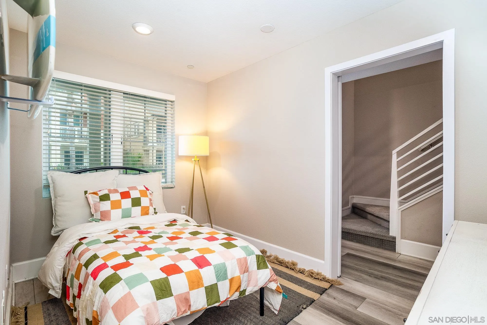 Photo #8: 260008430 Listing: Photo #8