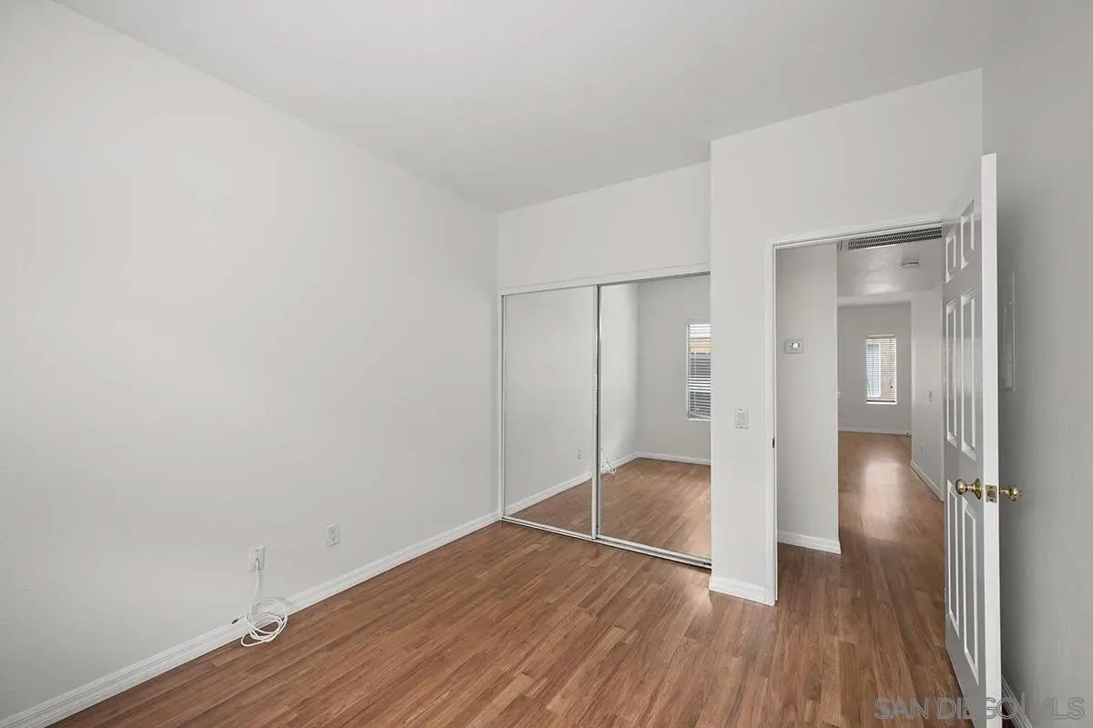 Photo #27: 260008433 Listing: Photo #27