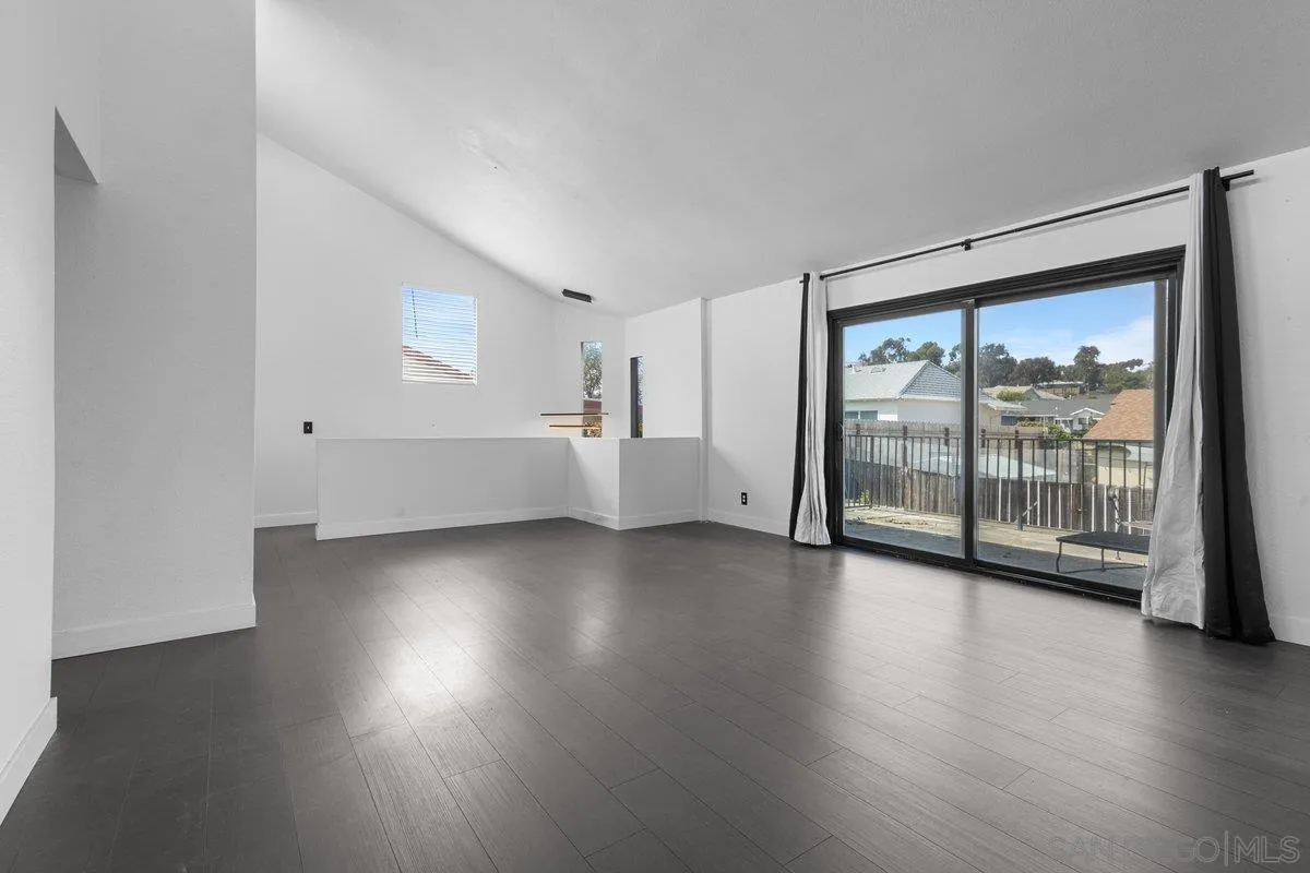 https://cdn.realtyfeed.com/cdn/127/260008435/e692361264c1b8bdb405d57c66df8248.webp