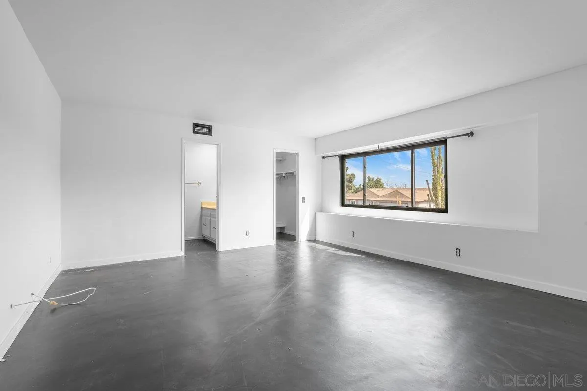 https://cdn.realtyfeed.com/cdn/127/260008435/fe367ecddb5933bd8e7f5daf50050139.webp