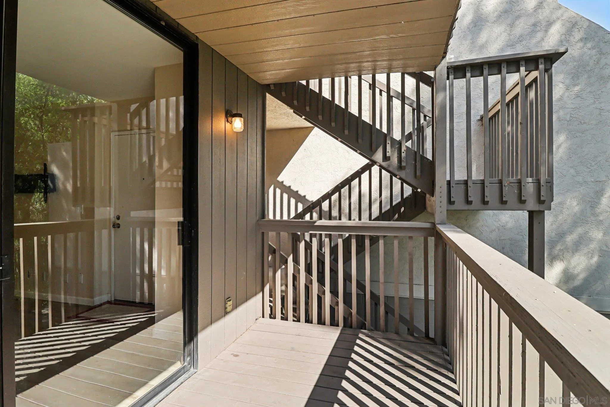 Photo #8: 260008438 Listing: Photo #8