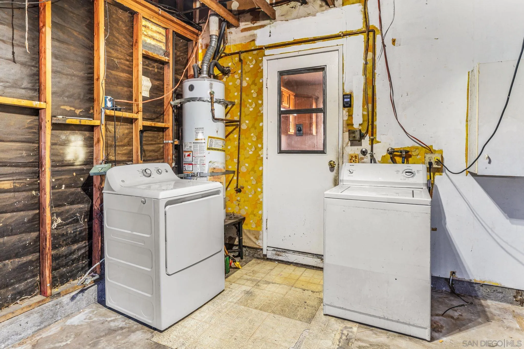 https://cdn.realtyfeed.com/cdn/127/260008439/e05114a67551e656080e7b6ed9983d84.webp