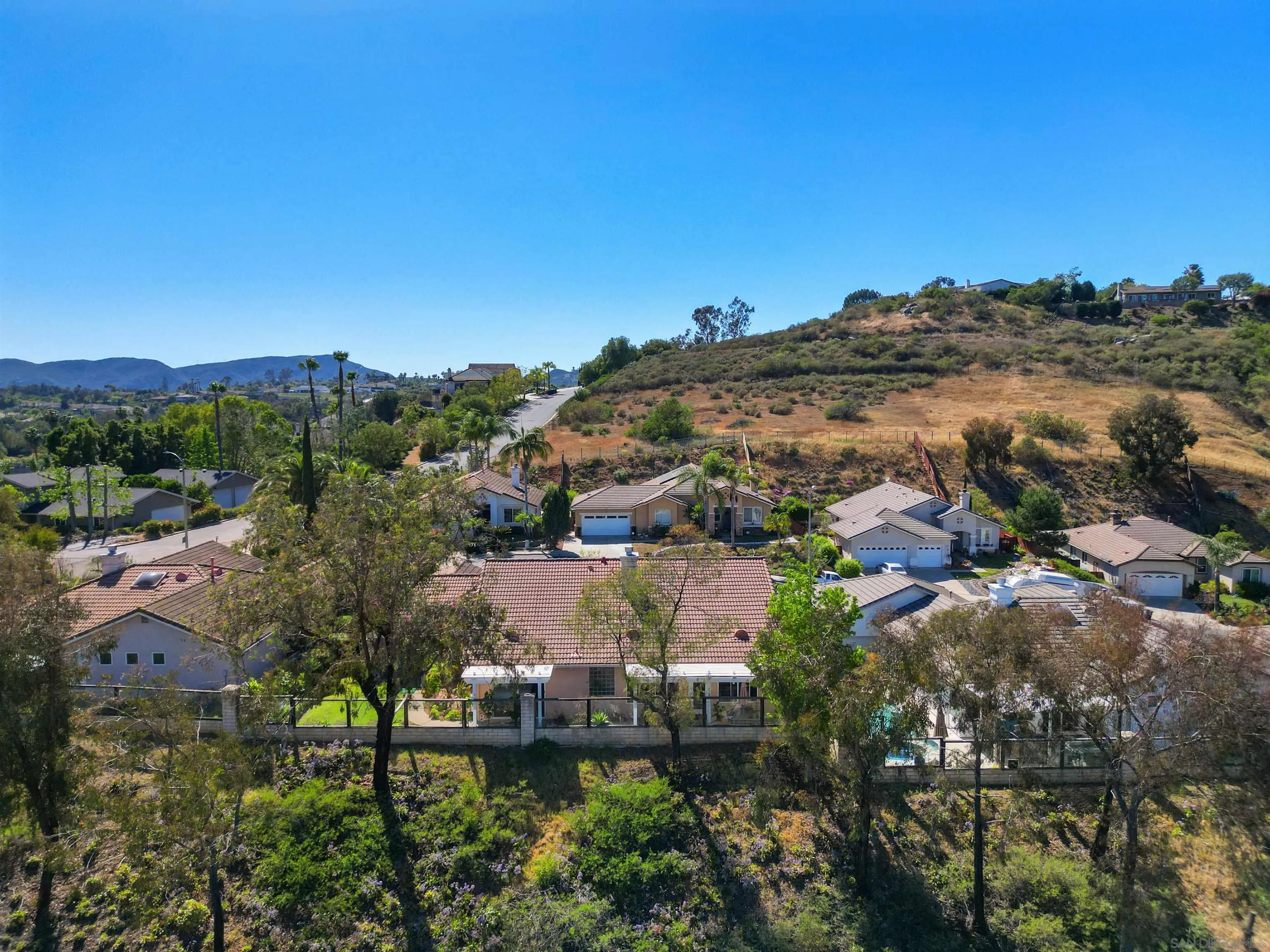 https://cdn.realtyfeed.com/cdn/127/260008441/26b709bb18d76b0c30e34a63c6733f07.webp