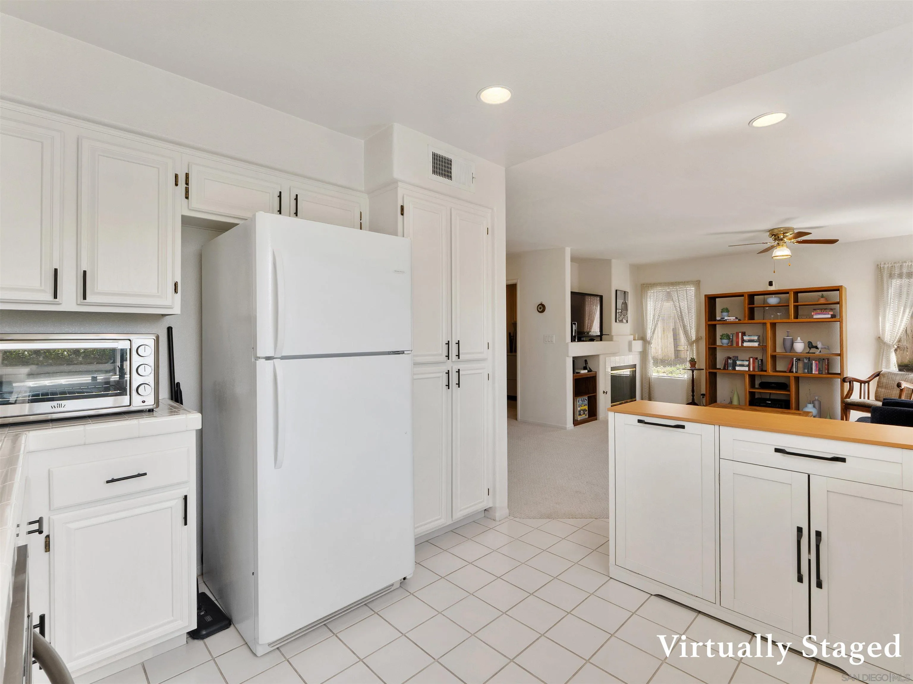https://cdn.realtyfeed.com/cdn/127/260008444/31670cef585a1ae1cdfbc39086492c7b.webp