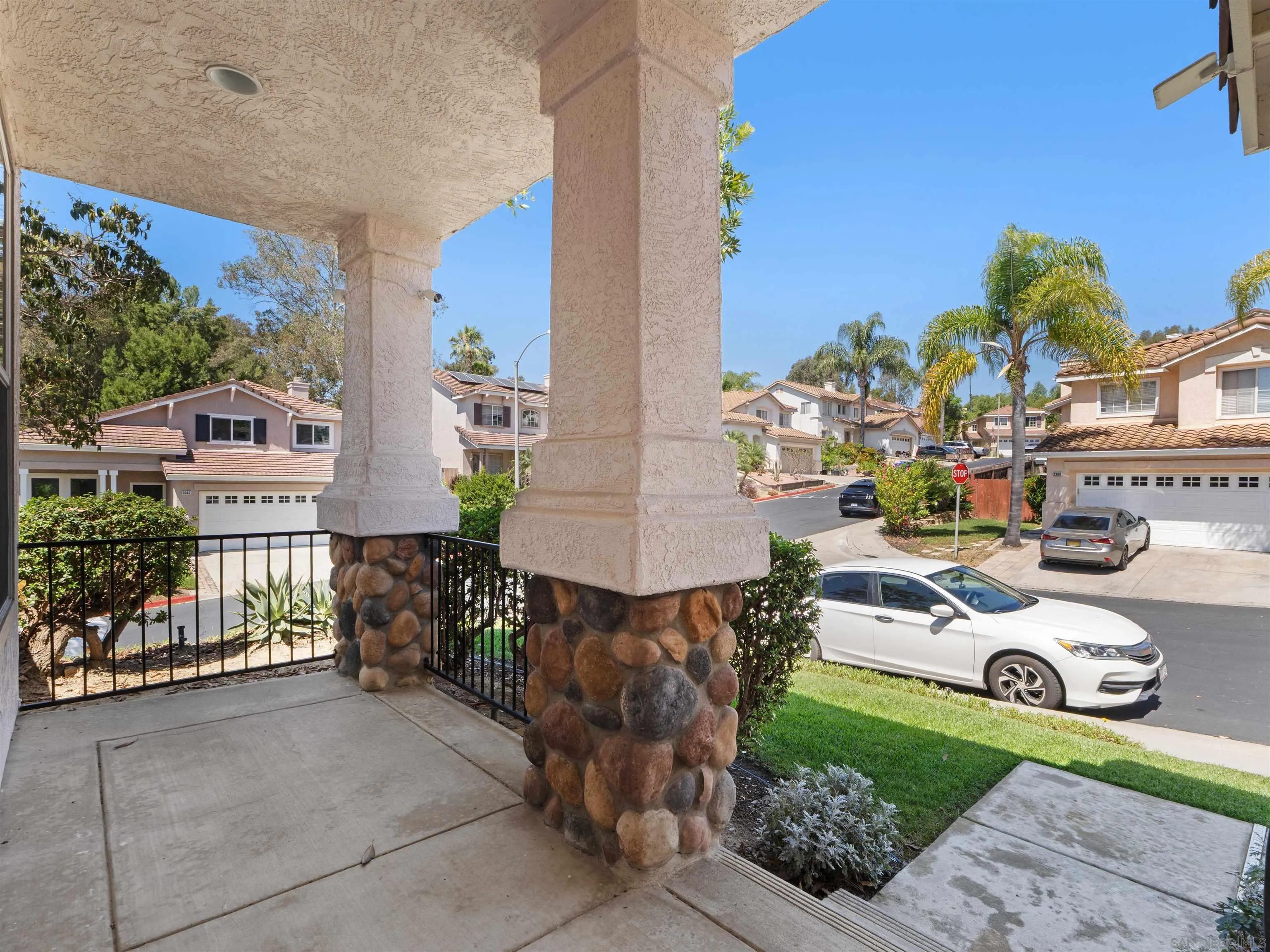 https://cdn.realtyfeed.com/cdn/127/260008444/a2c39abf9598253346f5404d4f697bad.webp