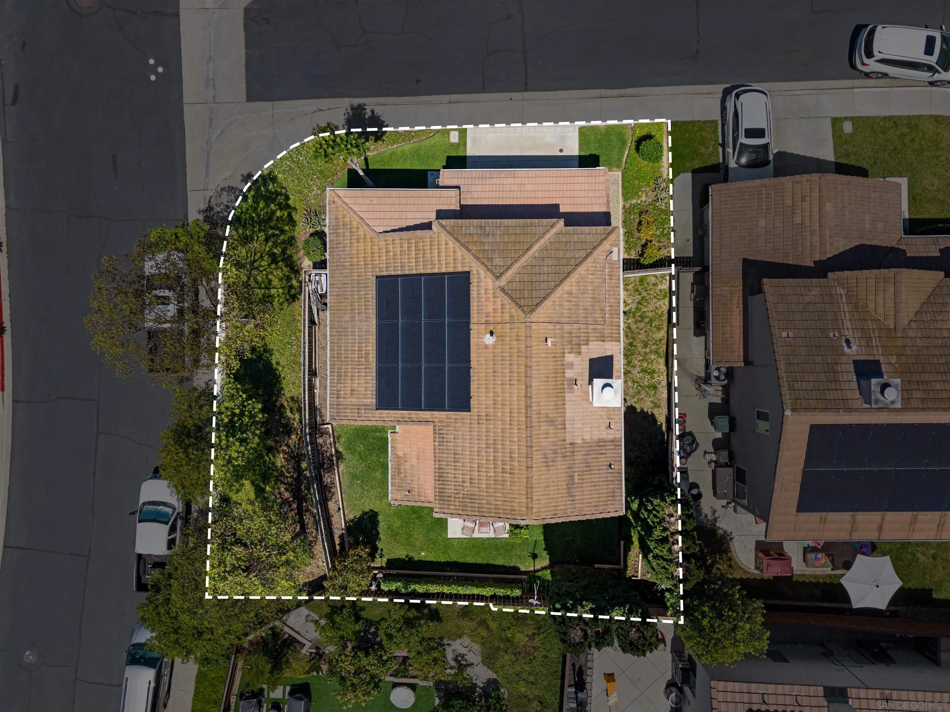 https://cdn.realtyfeed.com/cdn/127/260008444/b1970a64418f3f53e1fd45047c4e8605.webp