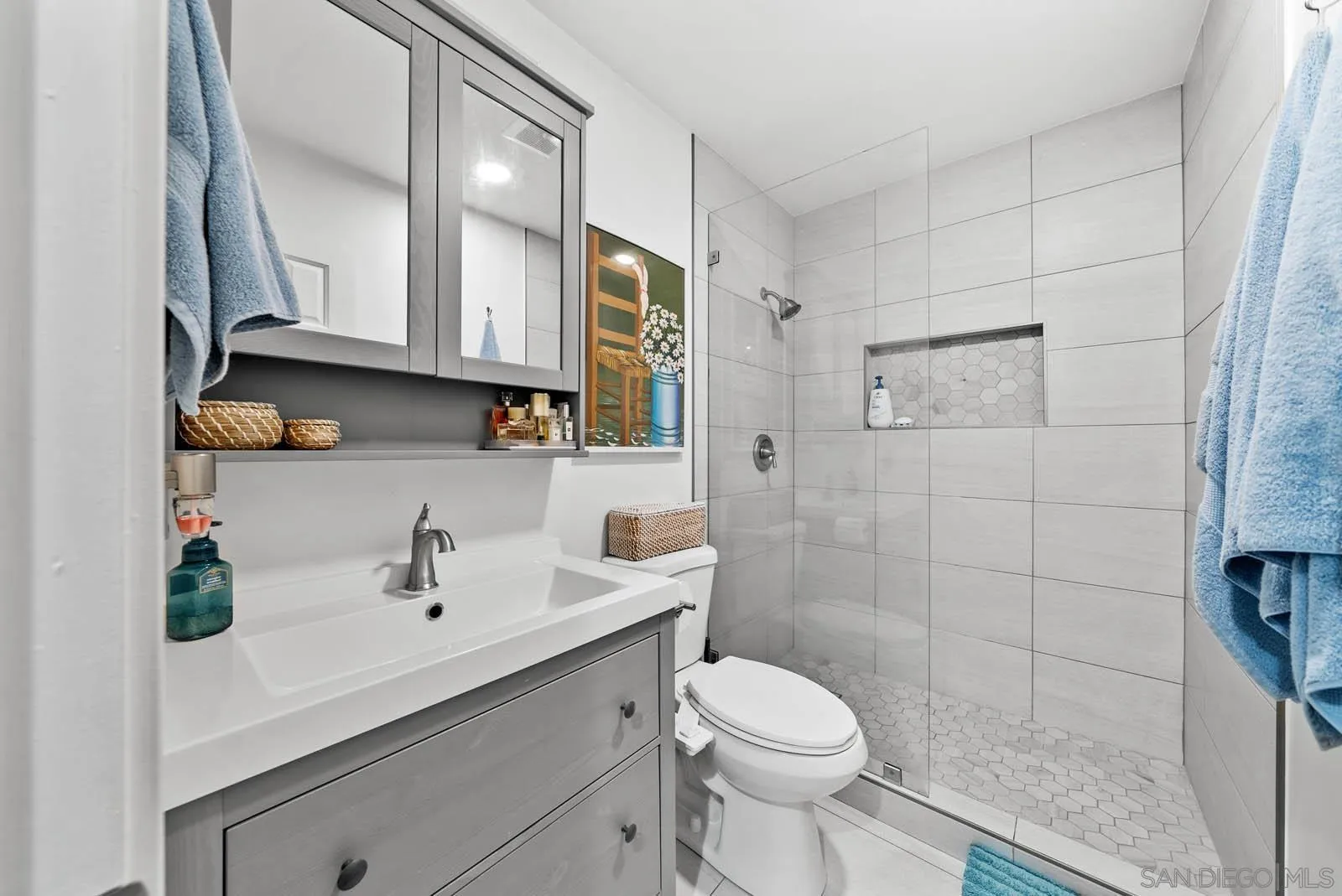 https://cdn.realtyfeed.com/cdn/127/260008445/639f6a37c682aae0d5de4bd3d1a91096.webp