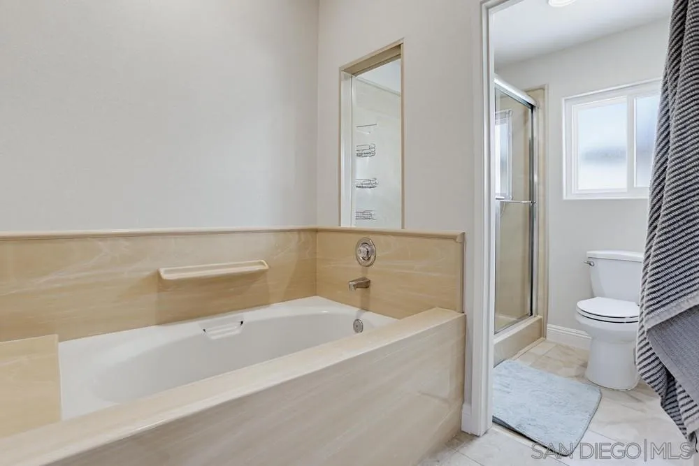 https://cdn.realtyfeed.com/cdn/127/260008447/88394ac4b2088f34fb1941173458b33b.webp