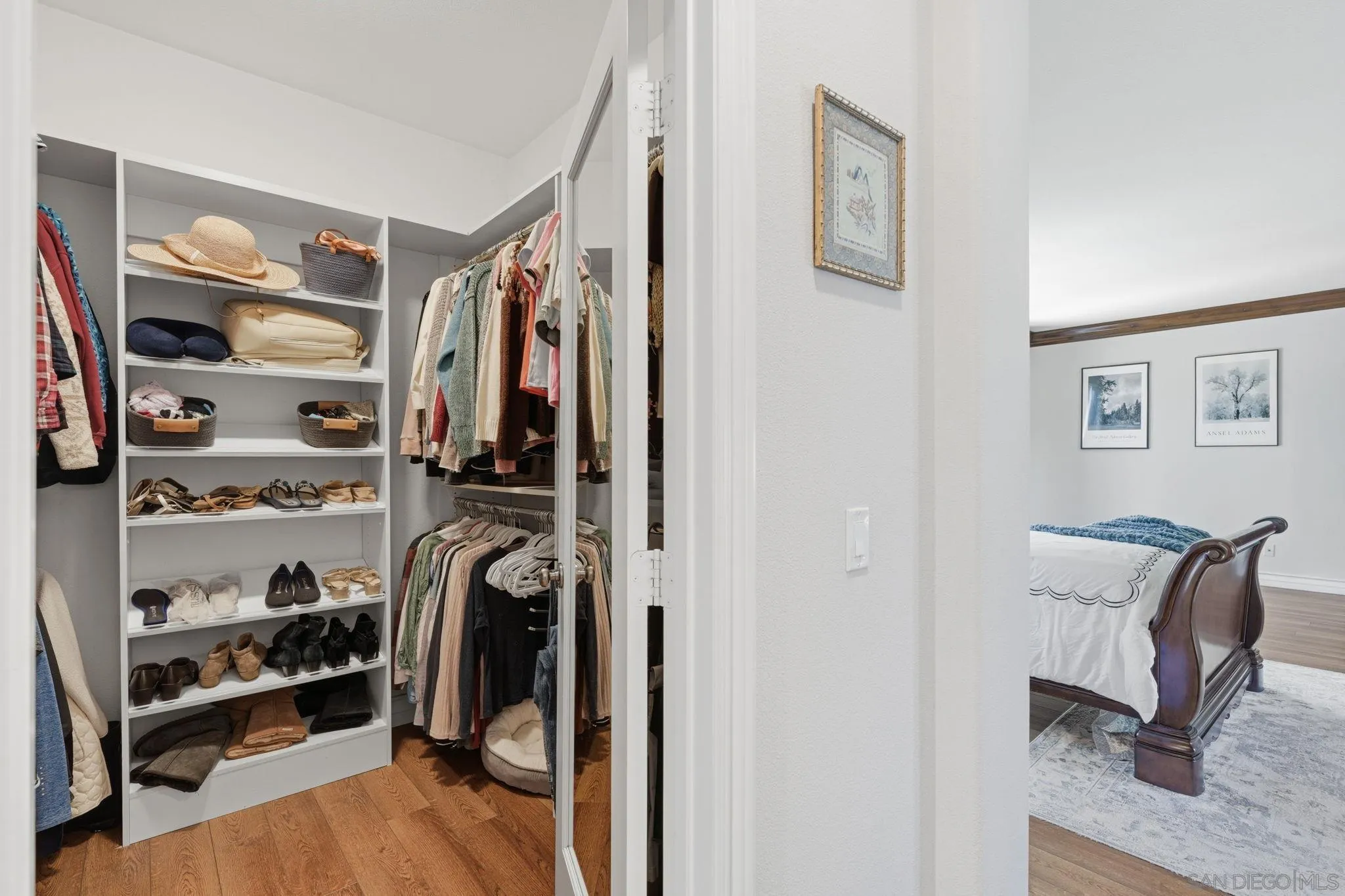 https://cdn.realtyfeed.com/cdn/127/260008448/a2109a2fd63b1d337354efd316904382.webp