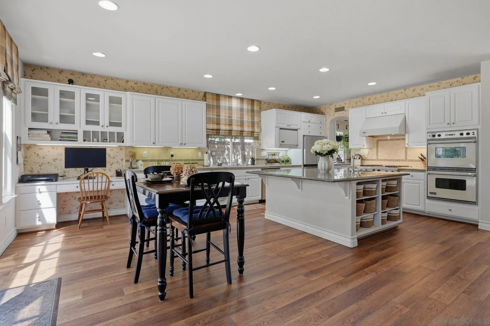 https://cdn.realtyfeed.com/cdn/127/260008448/c04cf890b6939f2bd802657135d142c9.webp