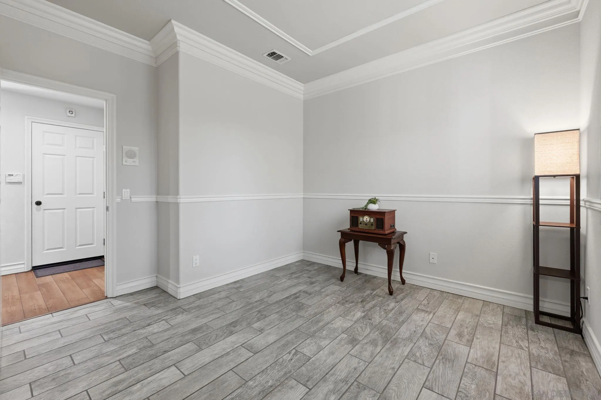 https://cdn.realtyfeed.com/cdn/127/260008448/c314d07f5f656ef025465dadbd58ec84.webp