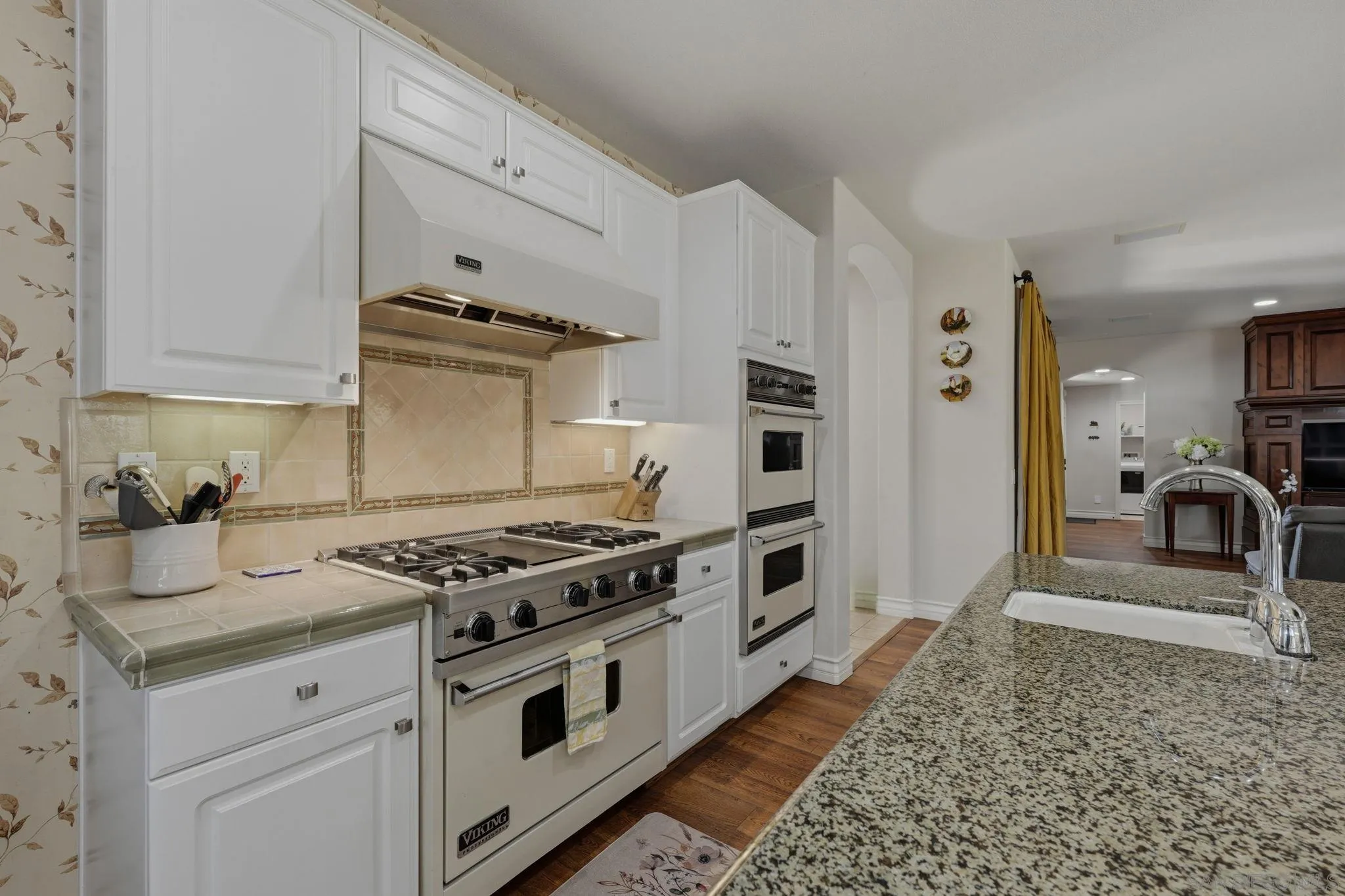 https://cdn.realtyfeed.com/cdn/127/260008448/d86c06ca0c88fd9a6aa6cdeaf5191061.webp