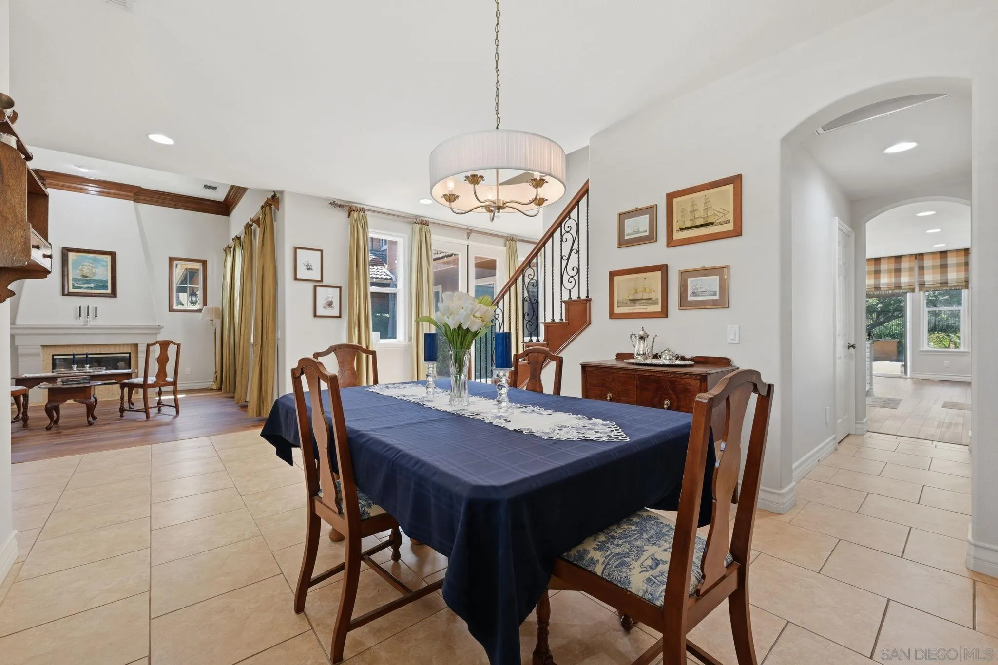 https://cdn.realtyfeed.com/cdn/127/260008448/dc34dc6cc7c6187ec63d52fbb7bfc1a9.webp