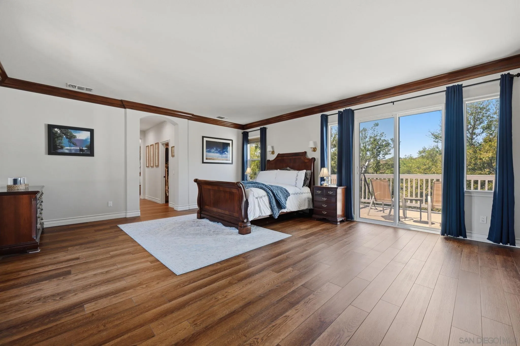 https://cdn.realtyfeed.com/cdn/127/260008448/f4205cfdc0523e6a8c2b9bc65f19c217.webp