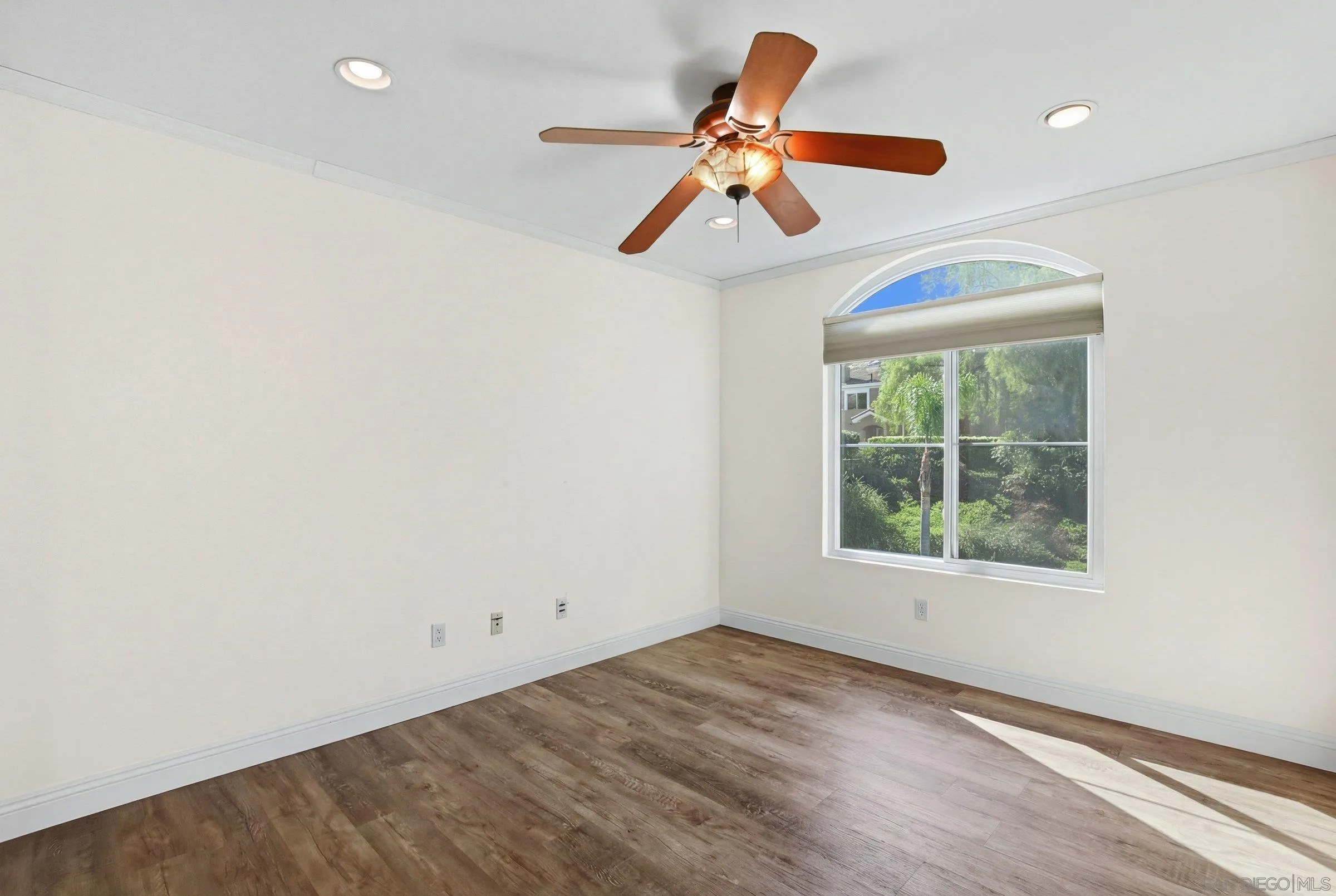 Photo #29: 260008450 Listing: Photo #29