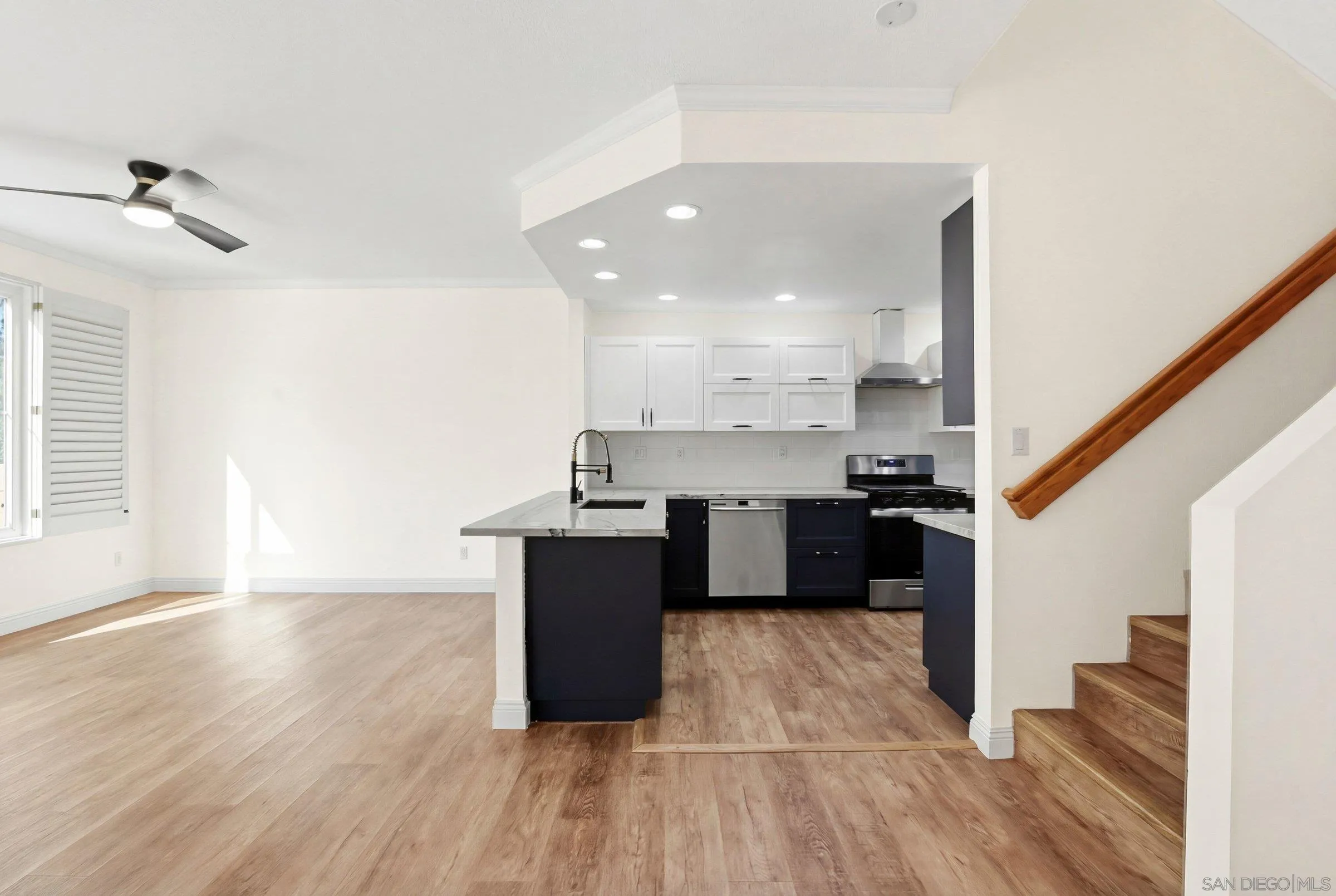 Photo #10: 260008450 Listing: Photo #10