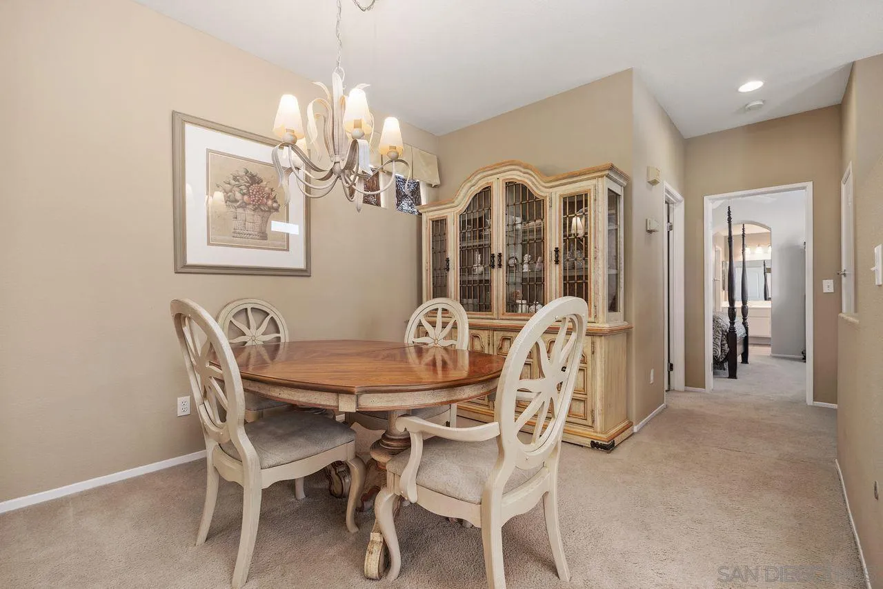 https://cdn.realtyfeed.com/cdn/127/260008451/f44cd38192dac1e1433a11c7656258a8.webp