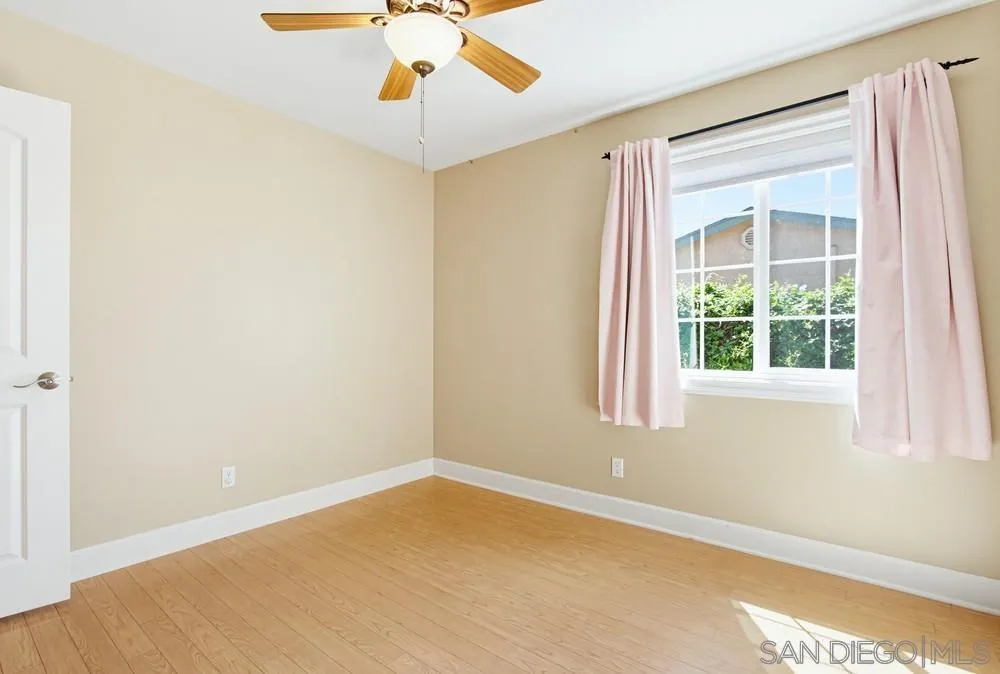 https://cdn.realtyfeed.com/cdn/127/260008452/24acc65d4c034743483084abe3a4c44d.webp