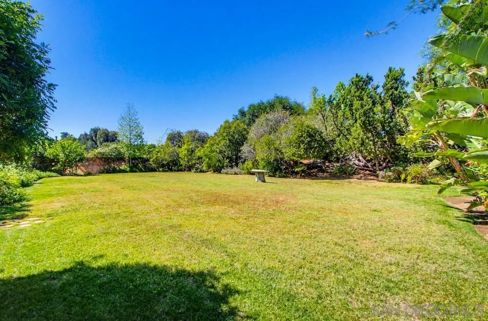 https://cdn.realtyfeed.com/cdn/127/260008452/2e842caf769159da0340f8e4e20e296b.webp